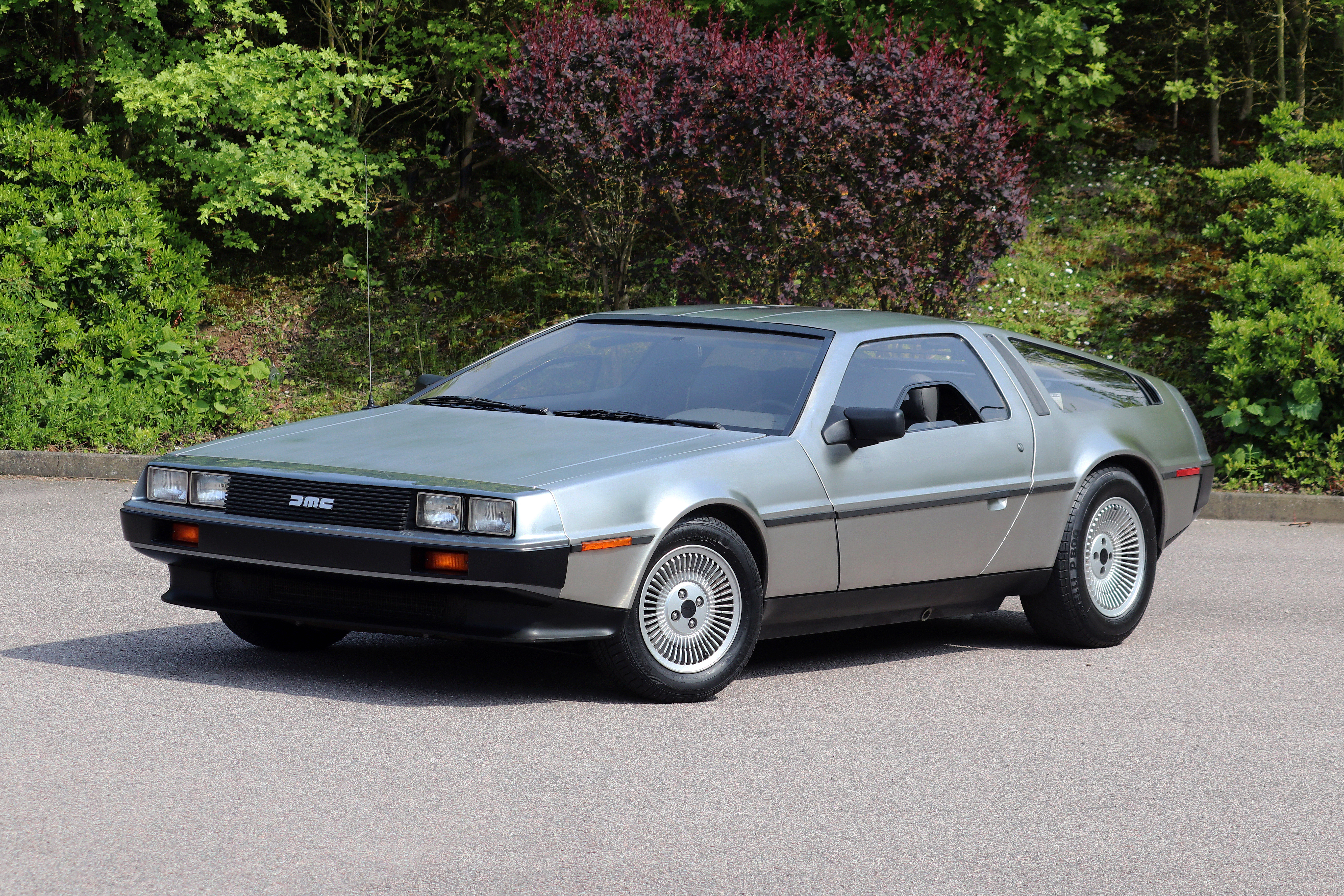 1981 DeLorean DMC-12