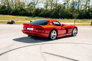 1999 Chrysler Viper GTS - 29,592 Km