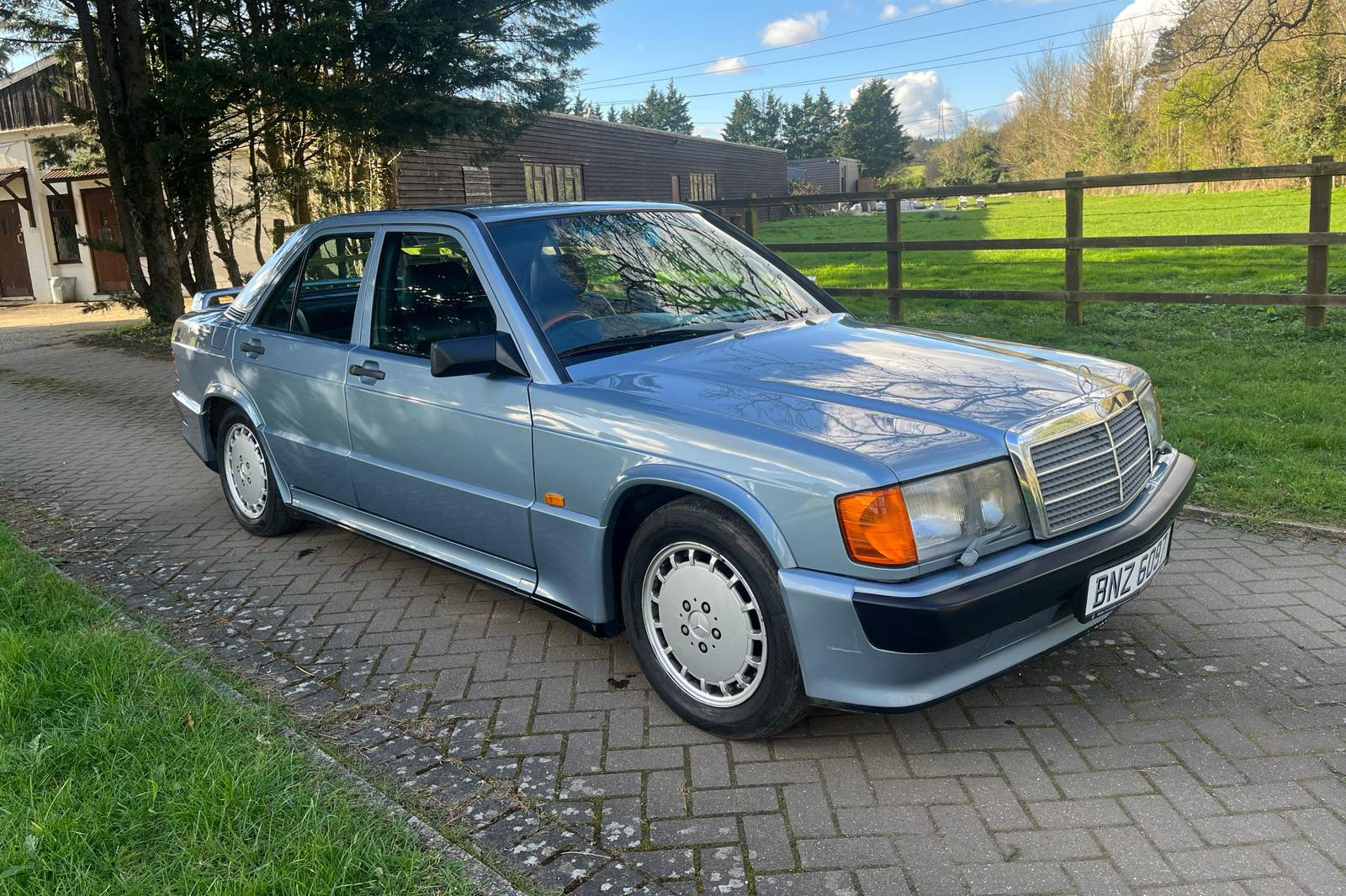 1989 Mercedes-Benz (W201) 190E 2.6