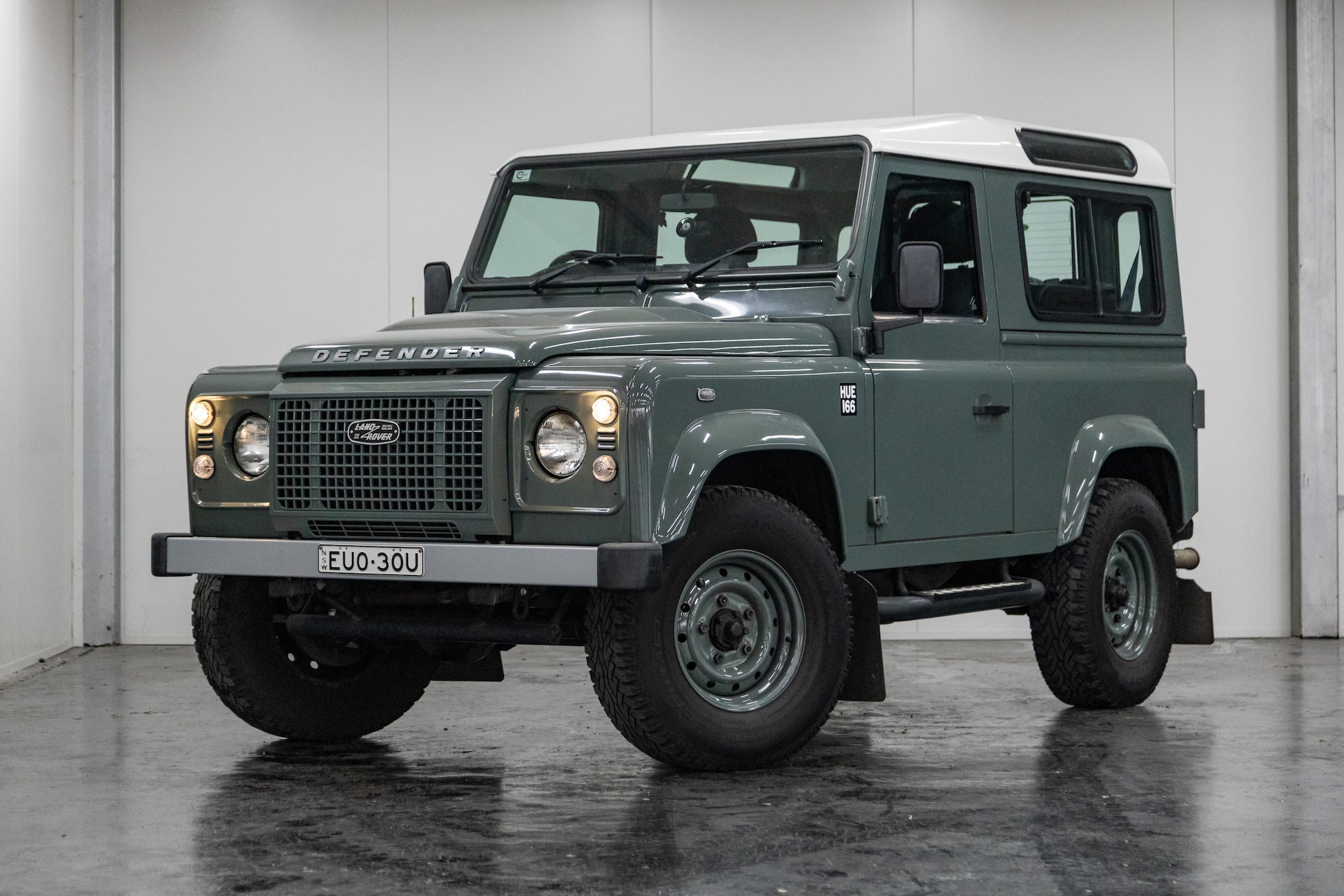 2015 Land Rover Defender 90 Station Wagon