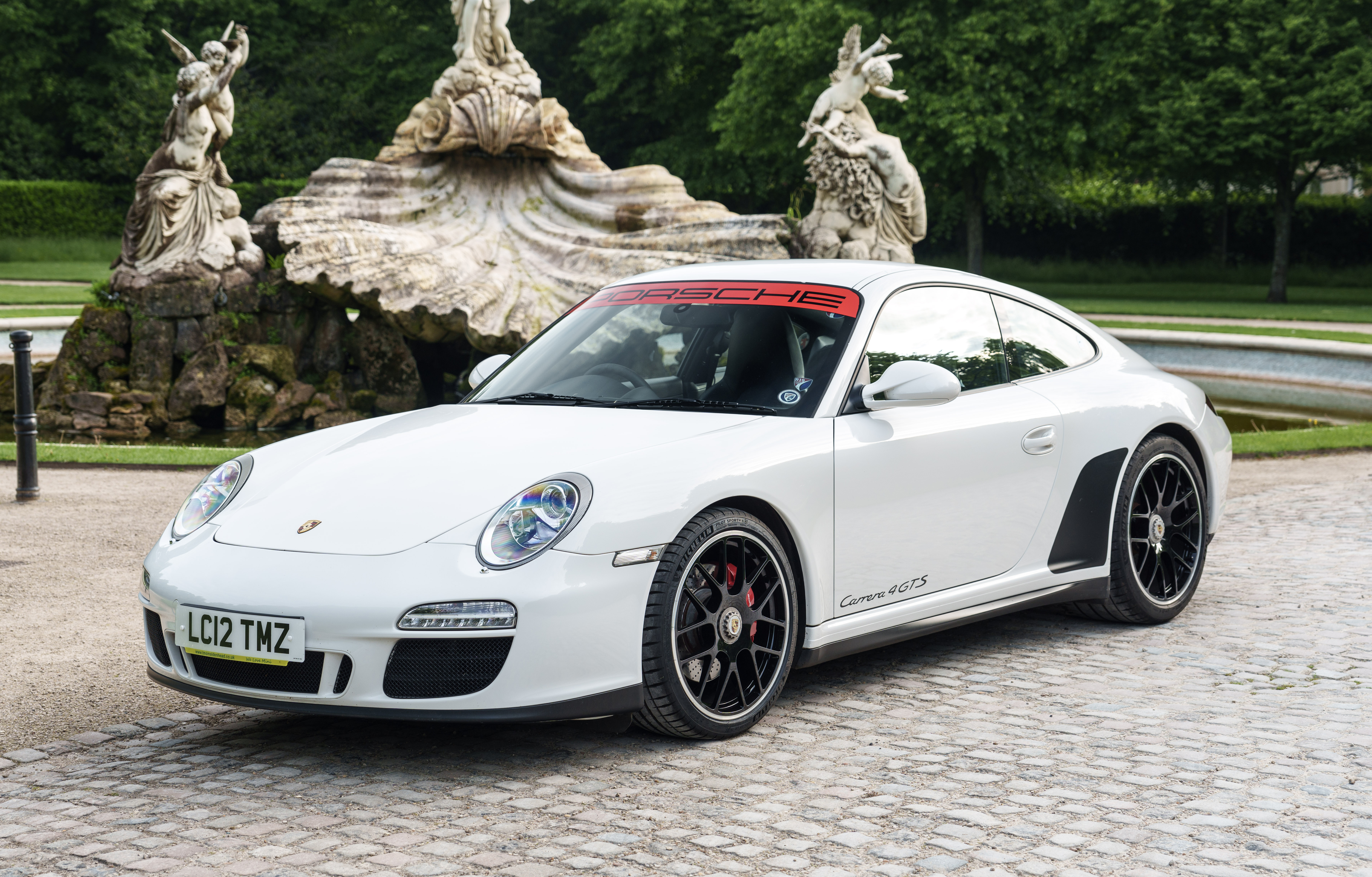 2012 Porsche 911 (997.2) Carrera 4 GTS