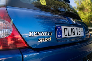 2004 Renault Clio V6 Phase 2
