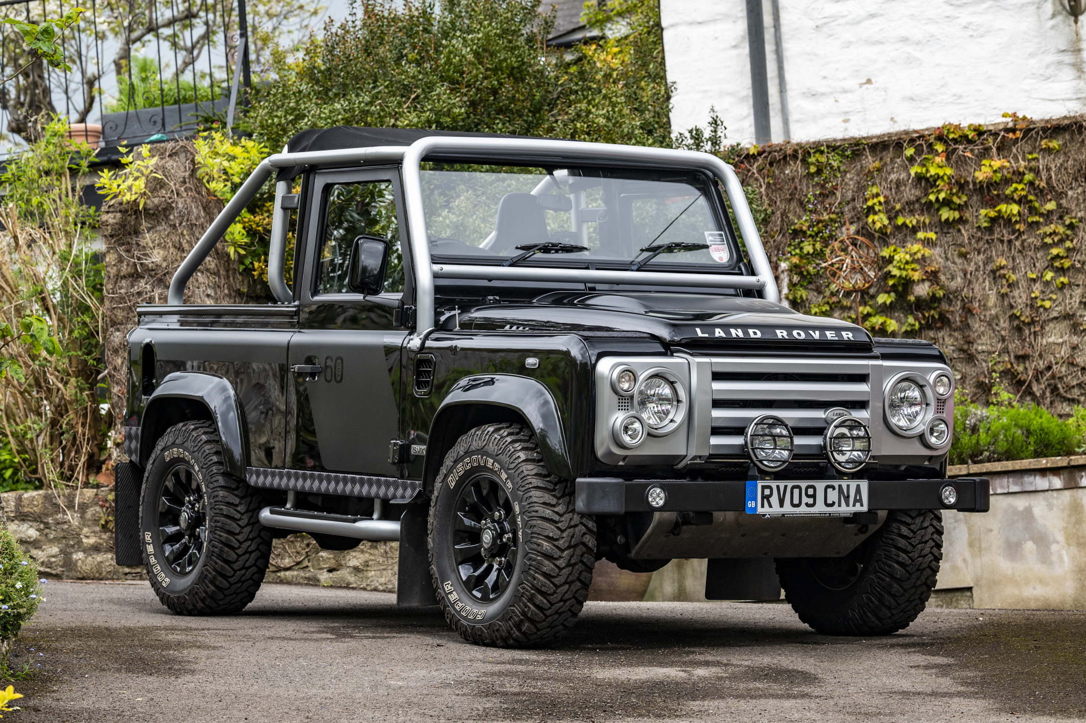 2009 Land Rover Defender 90 SVX