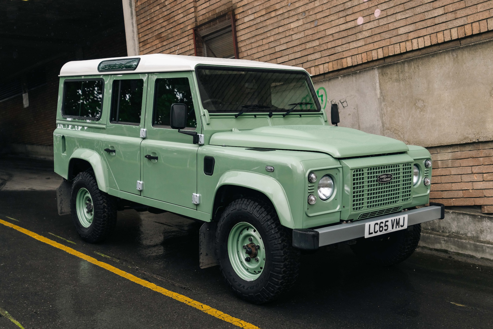 2016 Land Rover Defender 110 Heritage - 3,124 Miles