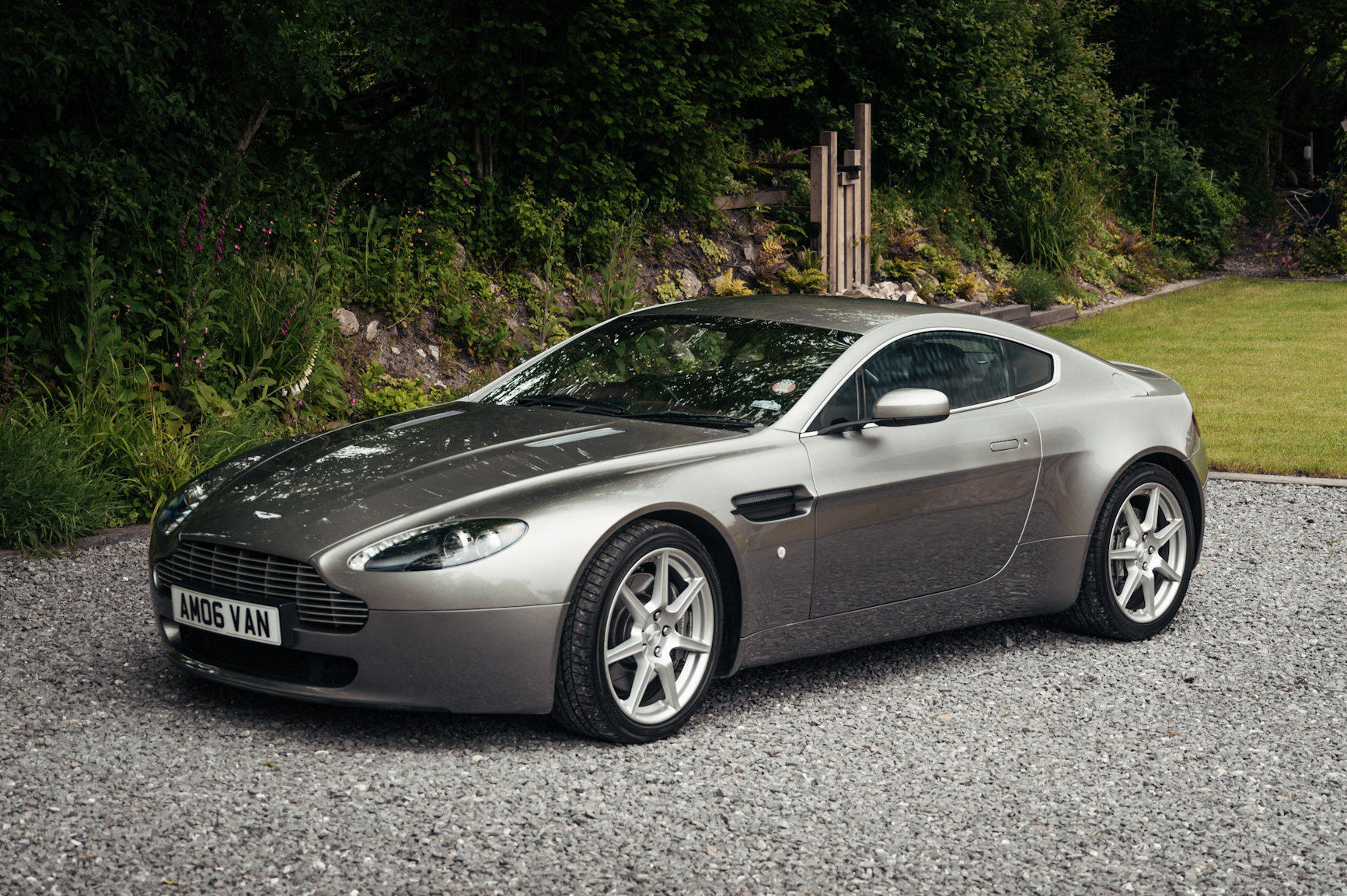 2006 Aston Martin V8 Vantage - 28,141 miles