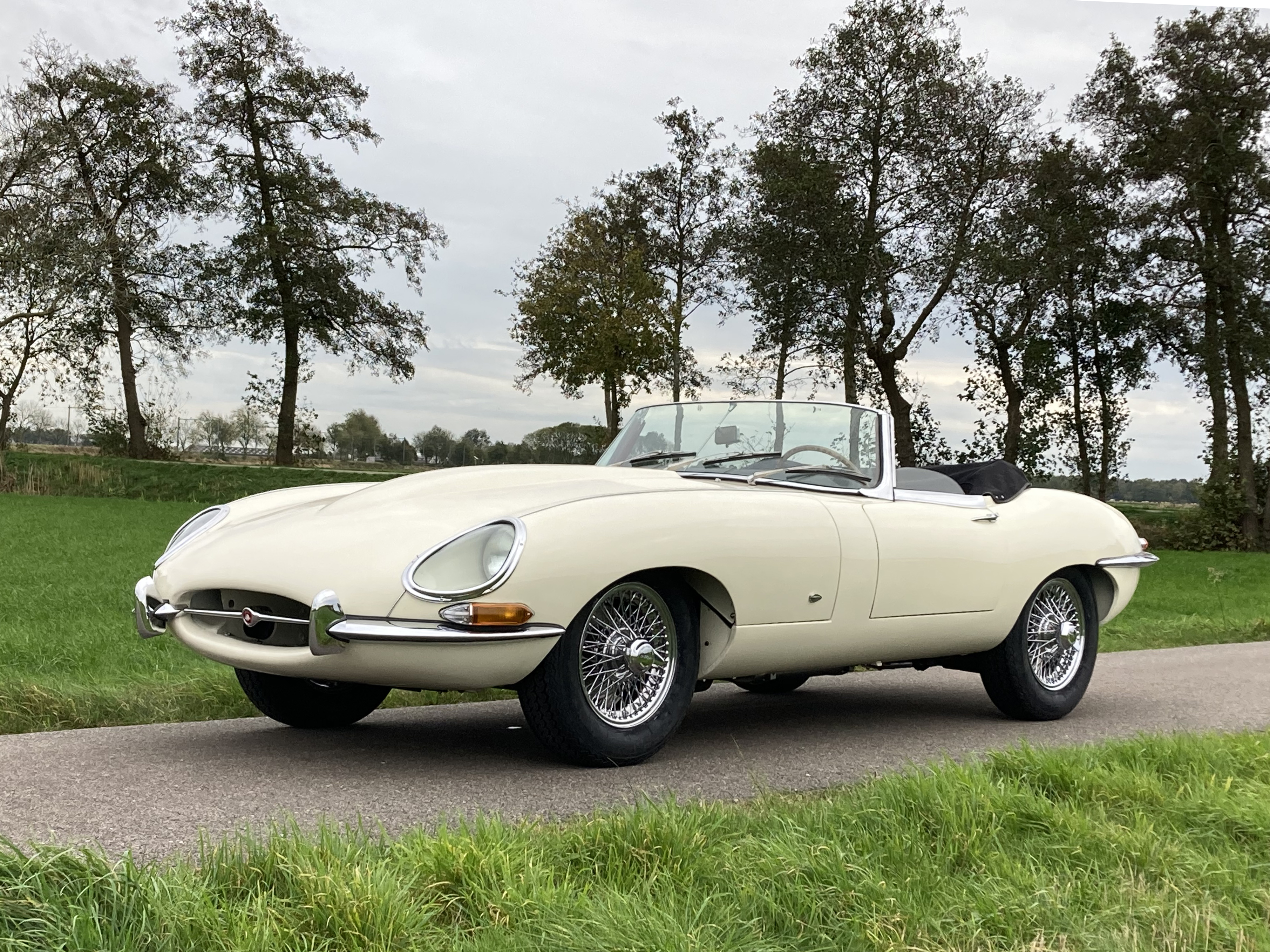 1961 Jaguar E-Type Series 1 3.8 Roadster 'Outside Bonnet Lock'