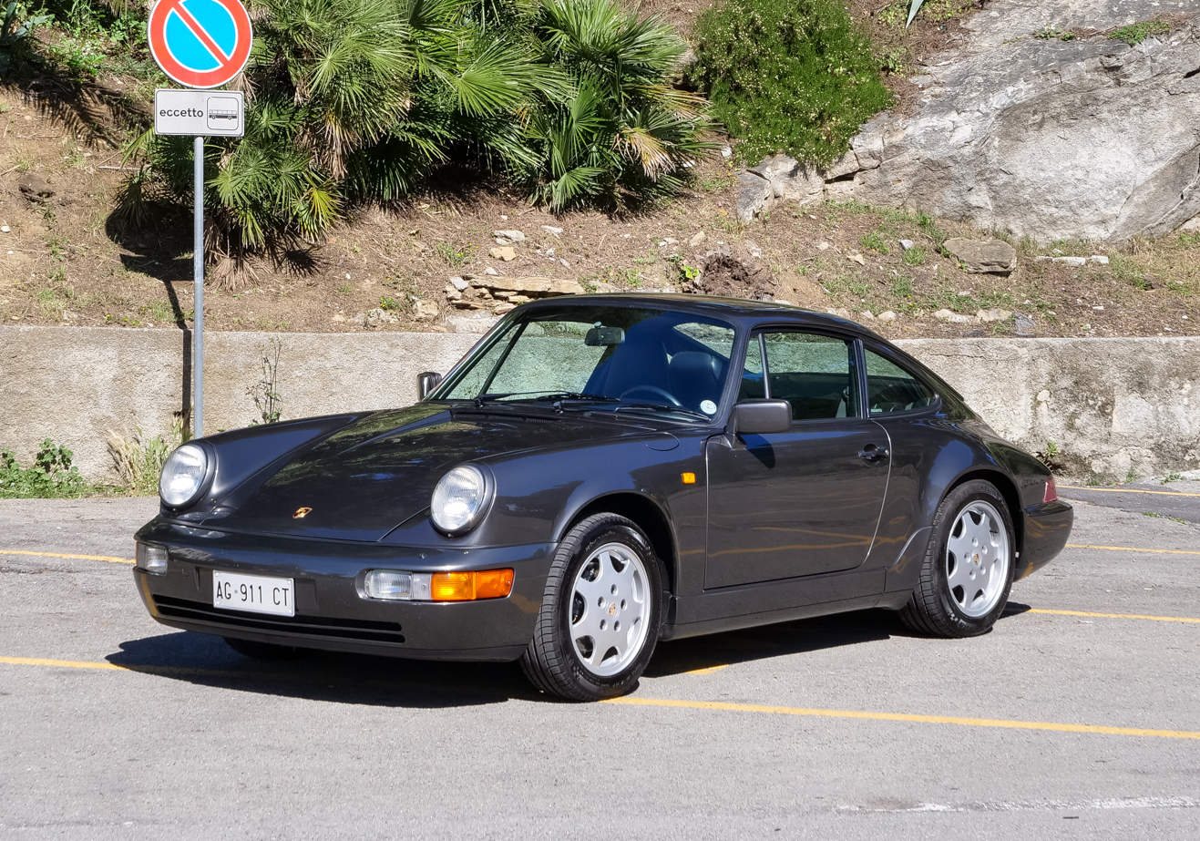 1989 Porsche 911 (964) Carrera 4