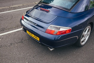 1999 Porsche 911 (996) Carrera 4 Cabriolet - Manual 