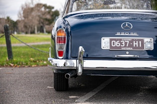 1959 Mercedes-Benz (W128) 220 SE Coupe - RHD