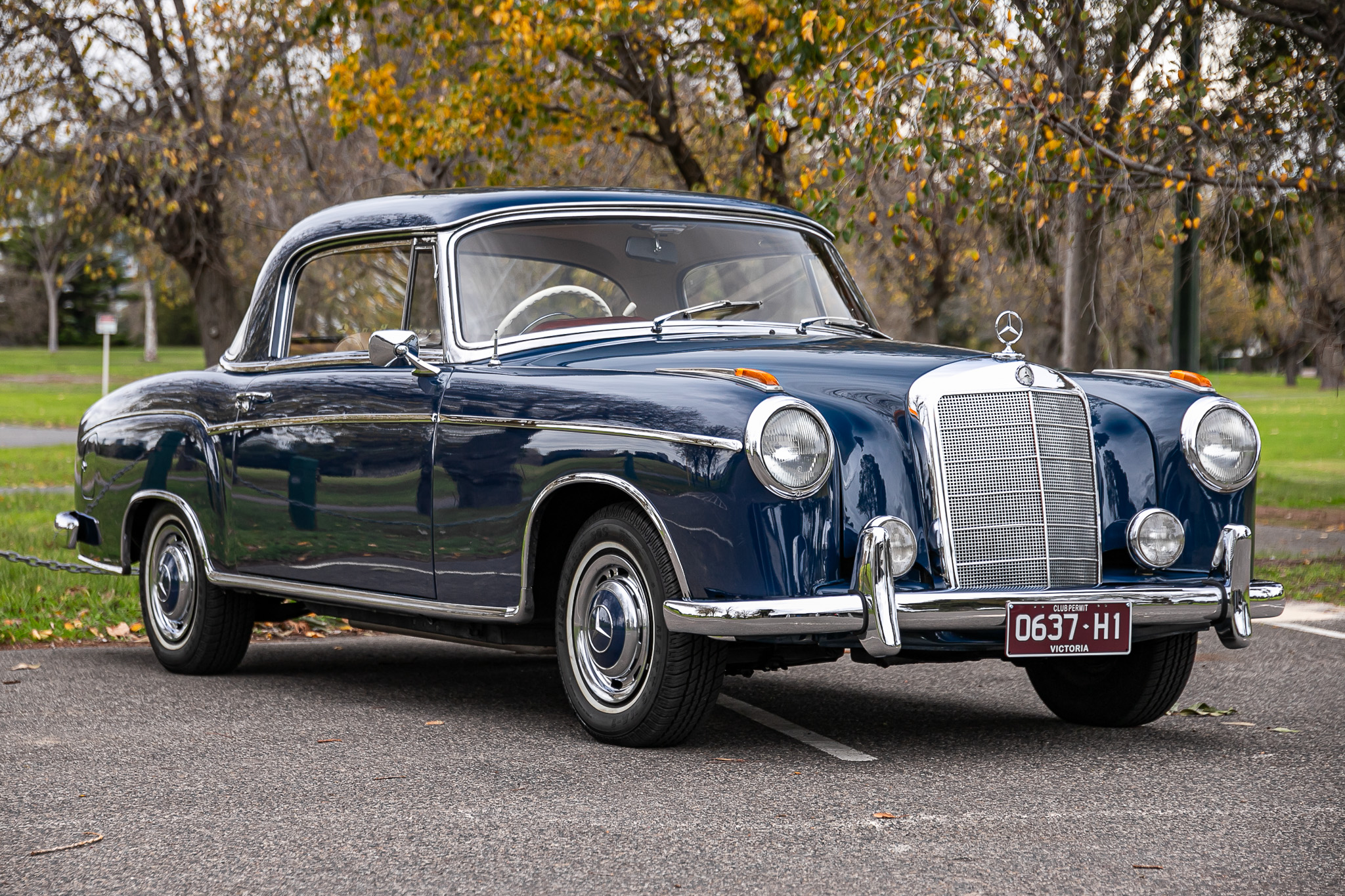 1959 Mercedes-Benz (W128) 220 SE Coupe - RHD