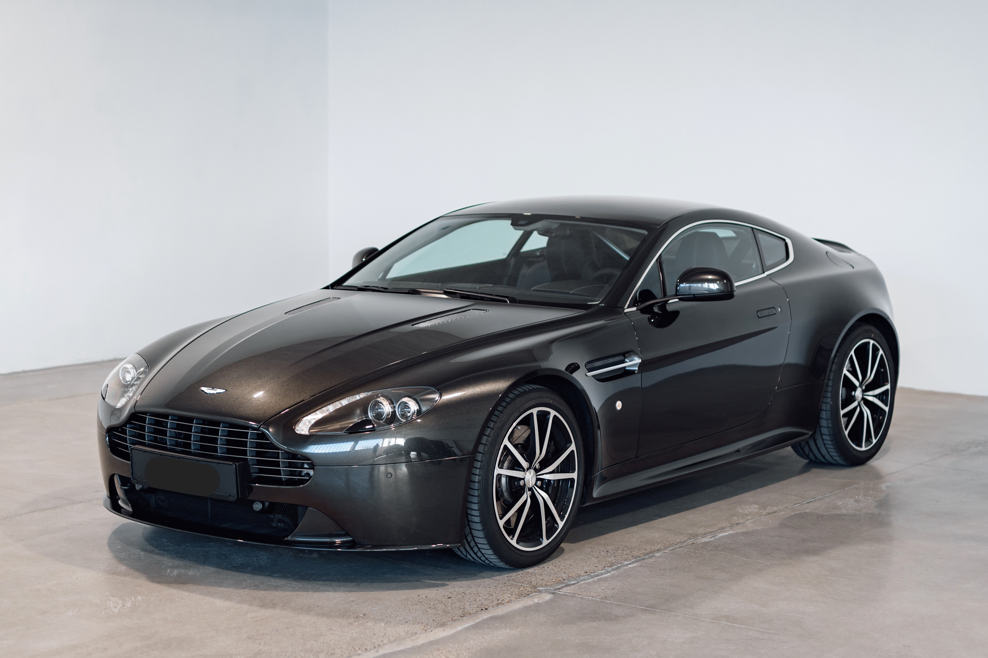 2014 Aston Martin V8 Vantage S - SP10