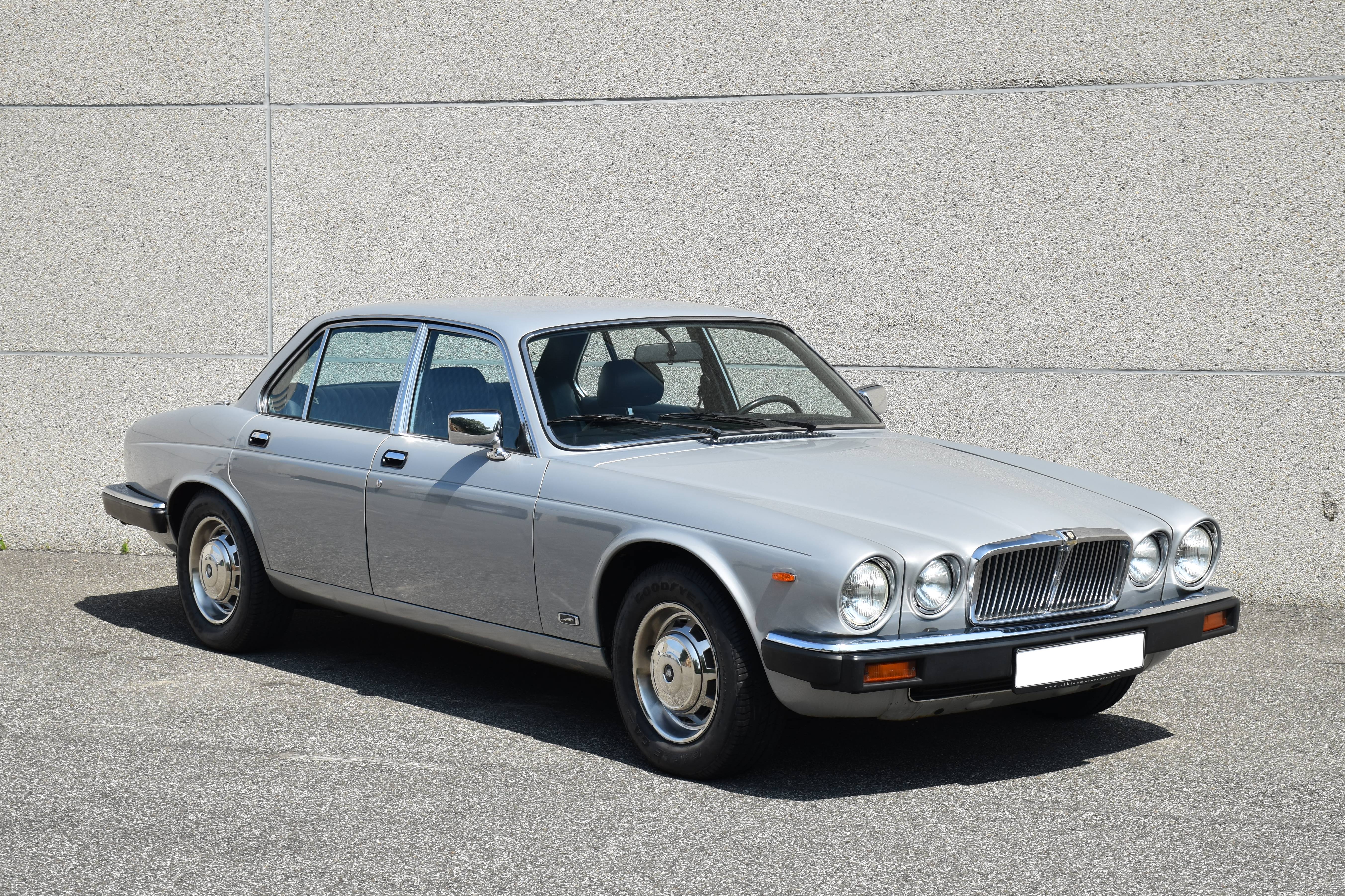 1983 Jaguar XJ6 4.2 - 50.623 KM