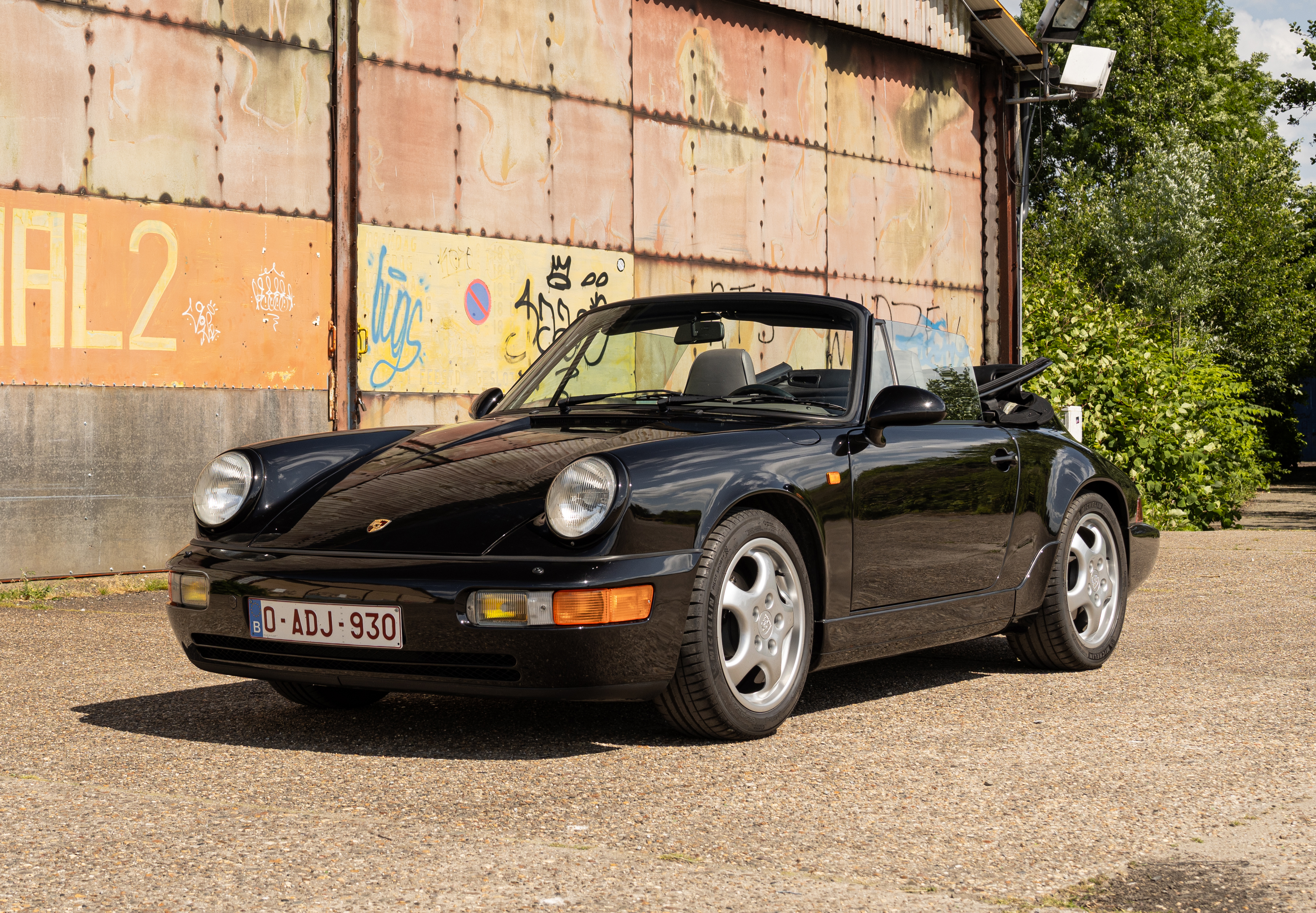 1992 Porsche 911 (964) Carrera 2 Cabriolet