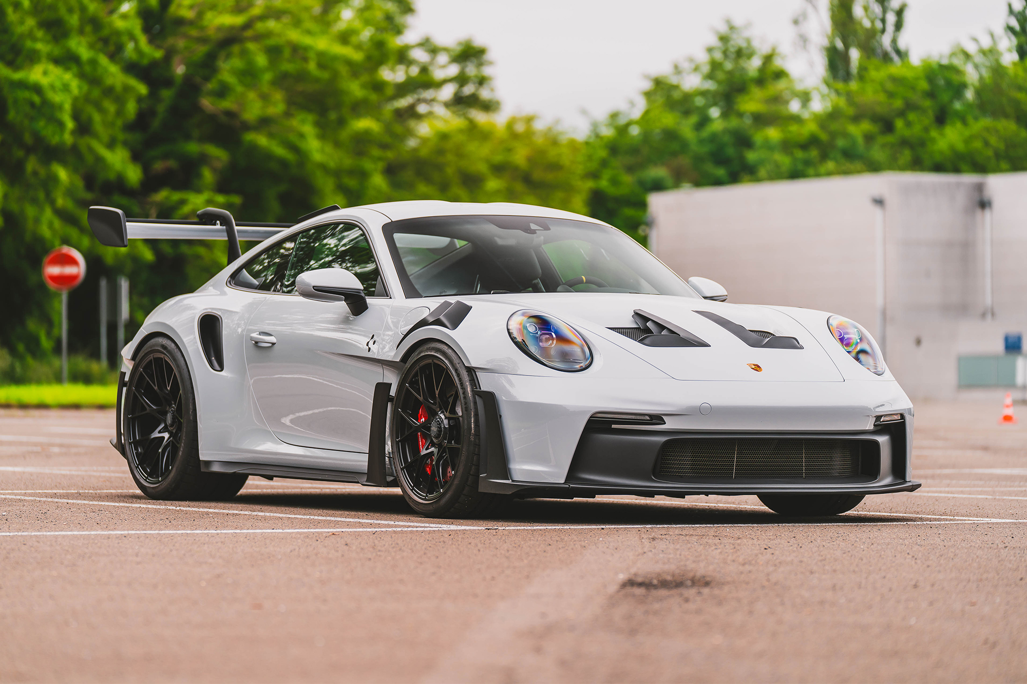 2023 Porsche 911 (992) GT3 RS - 1,300 Km - VAT-Q