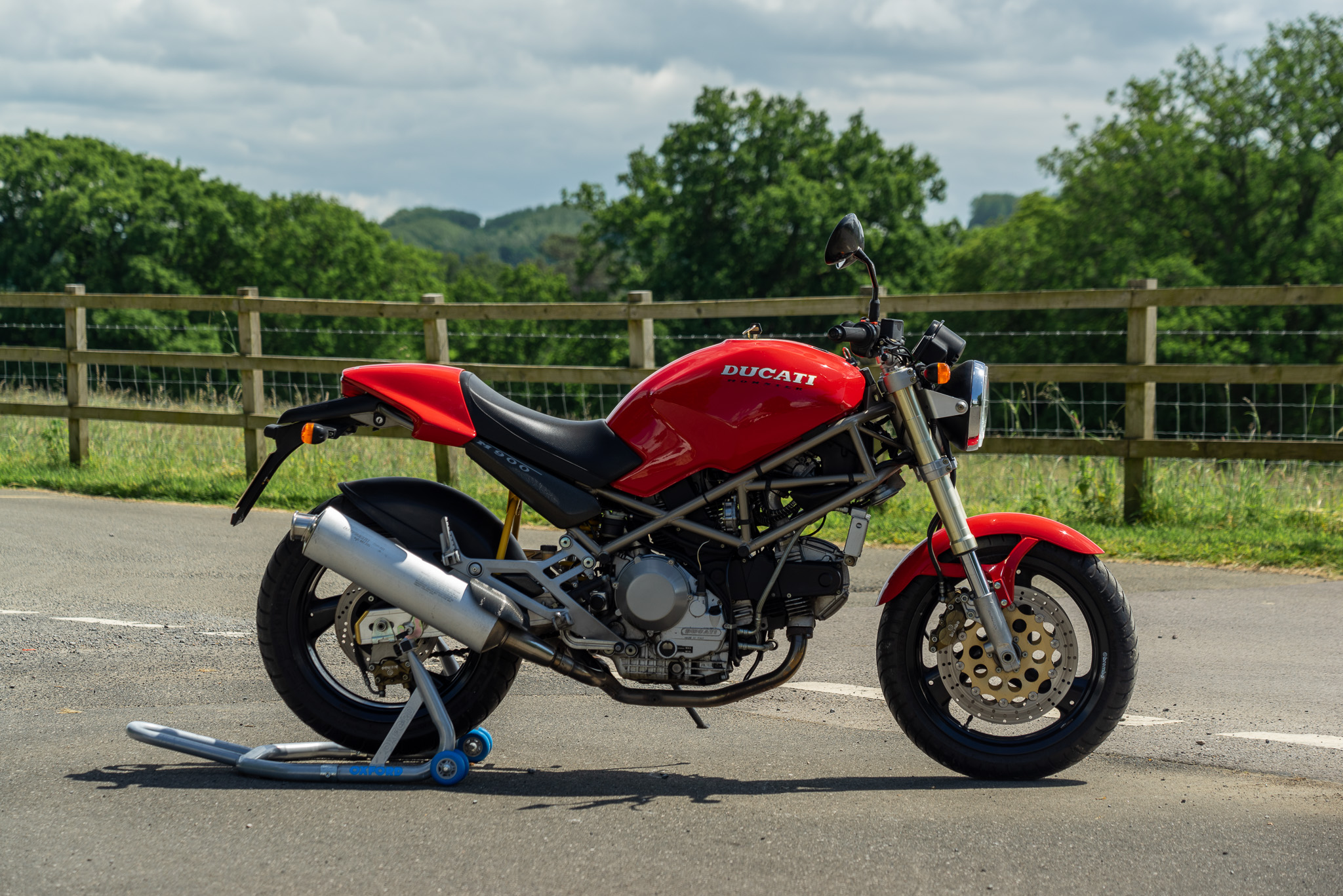 1993 Ducati Monster M900 for sale by auction in Gloucestershire, United  Kingdom