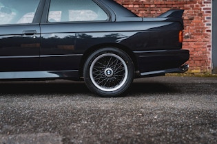 1990 BMW (E30) M3 Johnny Cecotto Edition