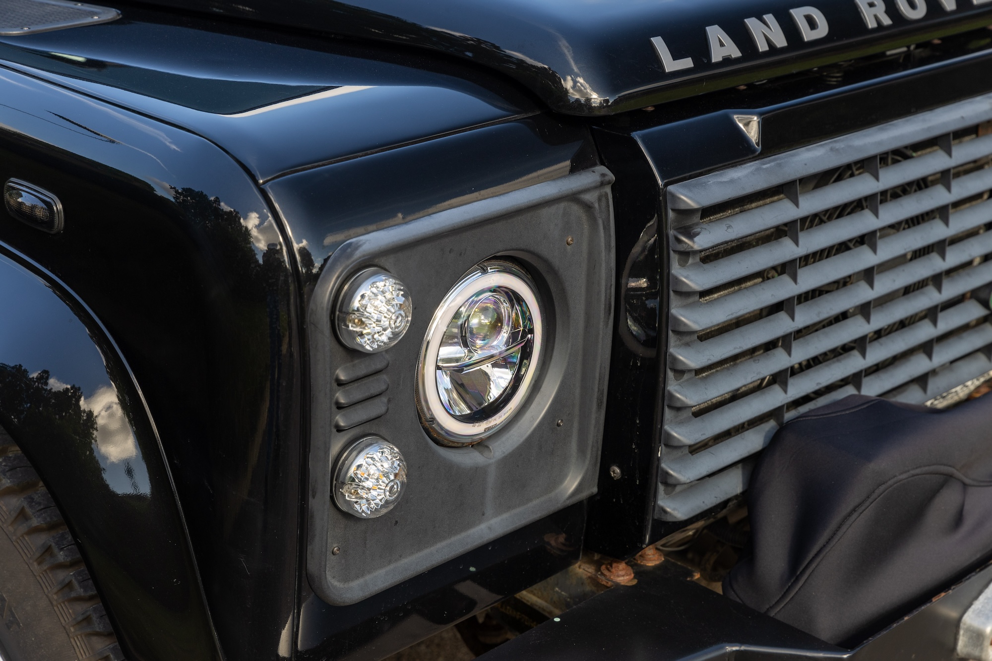 2013 Land Rover Defender 90 Hard Top 23,801 Miles for sale by auction