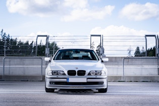 1997 BMW Alpina (E39) B10 V8