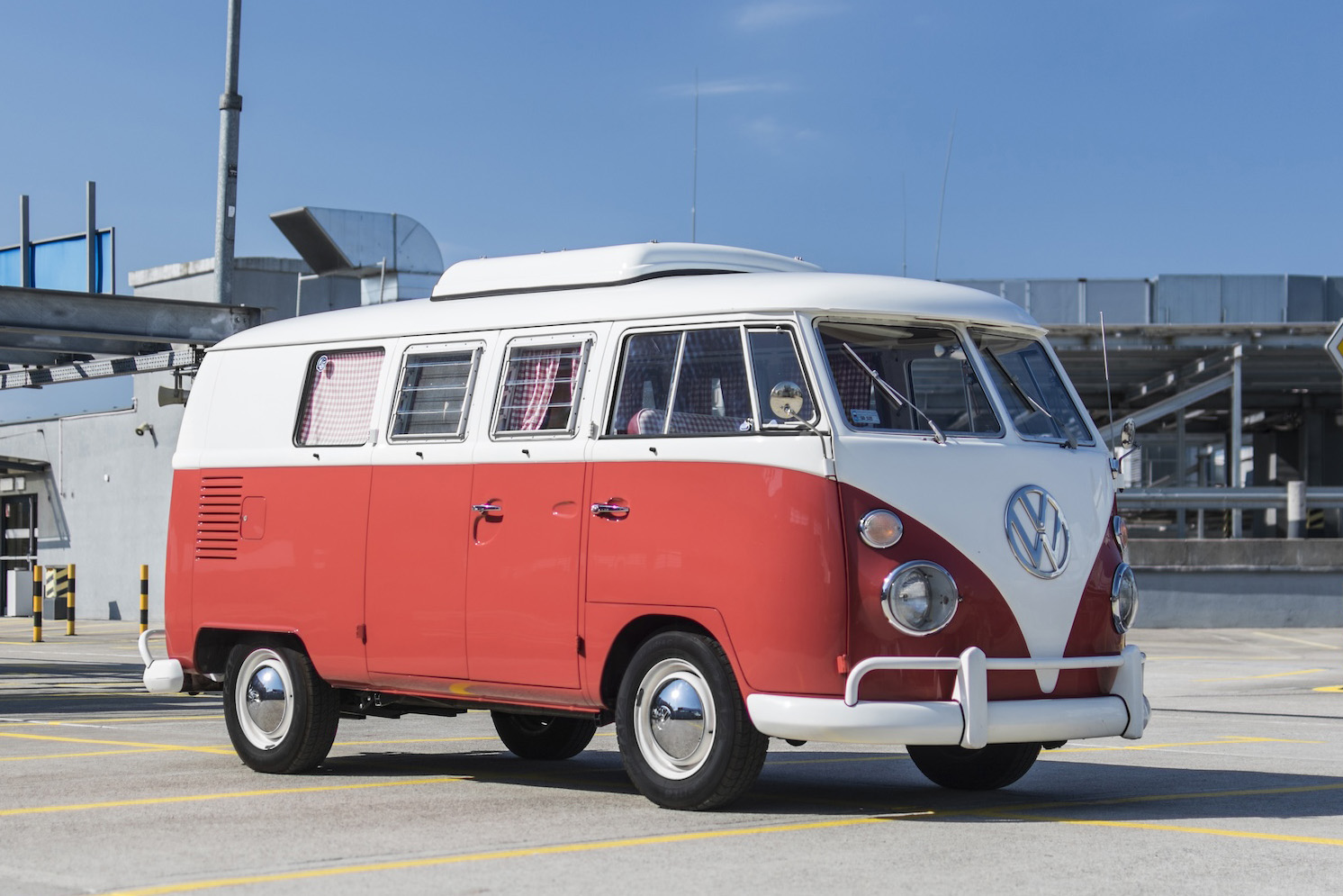 1966 Volkswagen Type 2 (T1) Westfalia Splitscreen Campervan