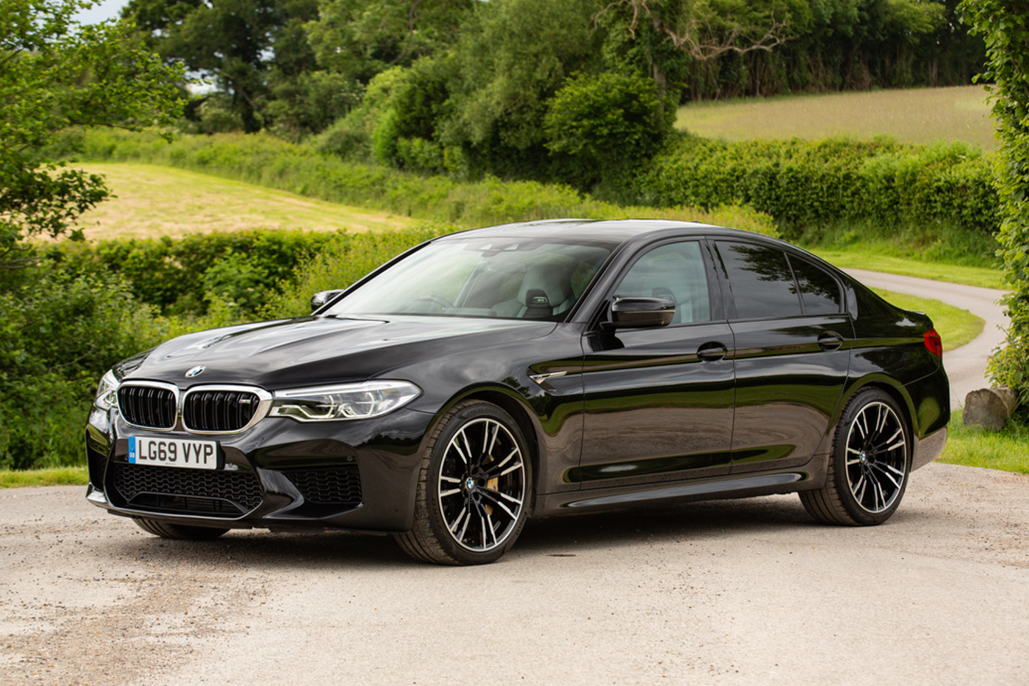 2019 BMW (F90) M5