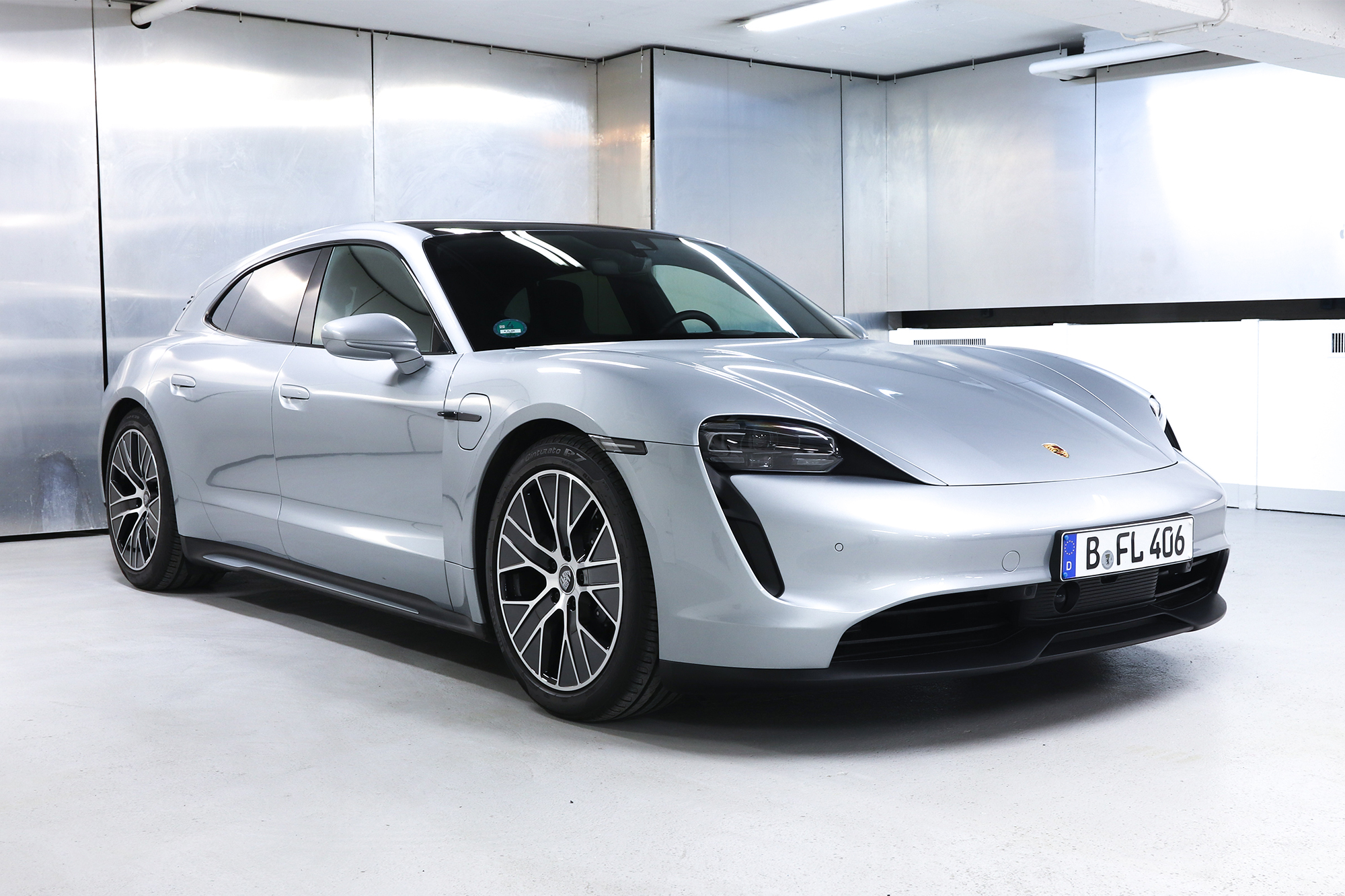 2023 Porsche Taycan Sport Turismo - Performance Battery Plus - VAT Q