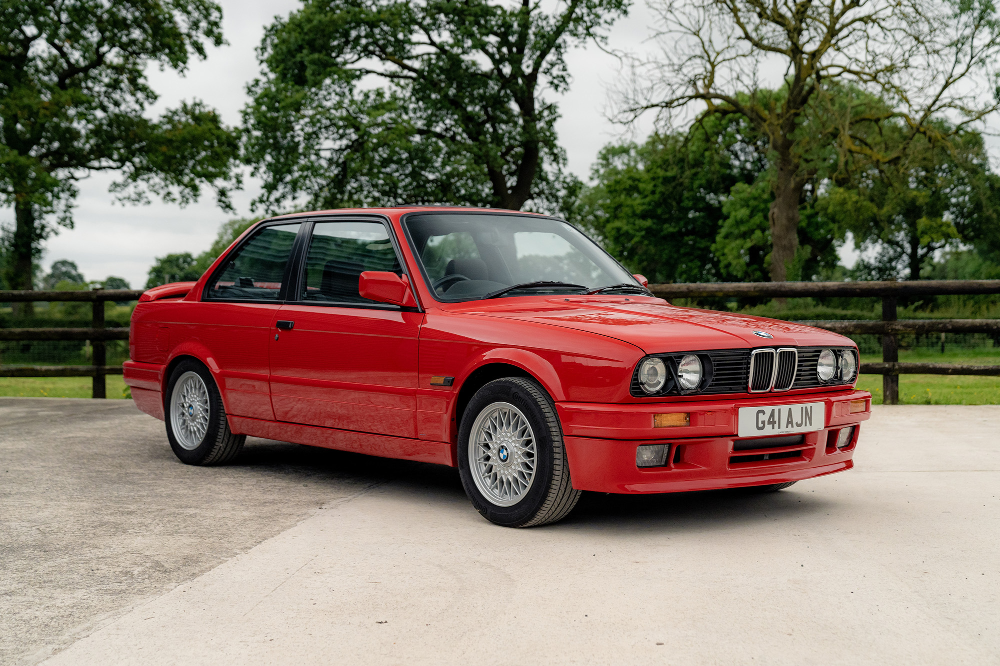 1990 BMW (E30) 325i Sport – 44,842 Miles