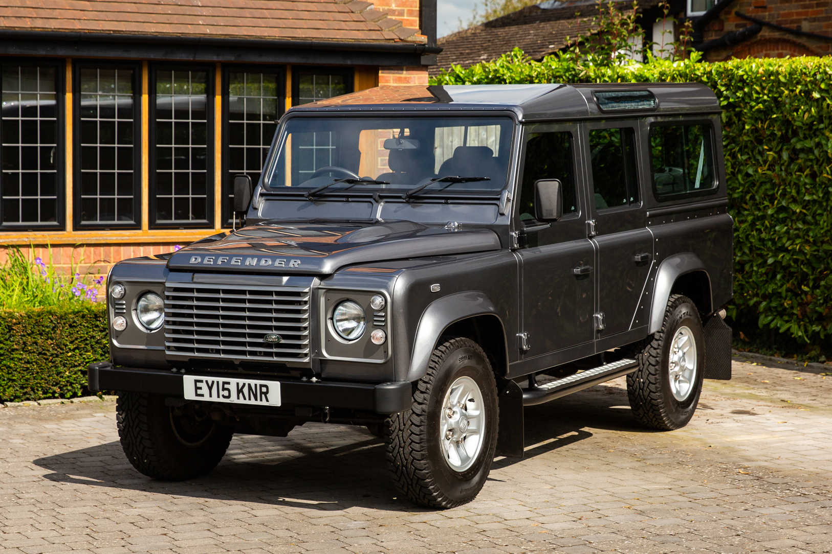 2015 Land Rover Defender 110 XS Station Wagon - 5,737 Miles