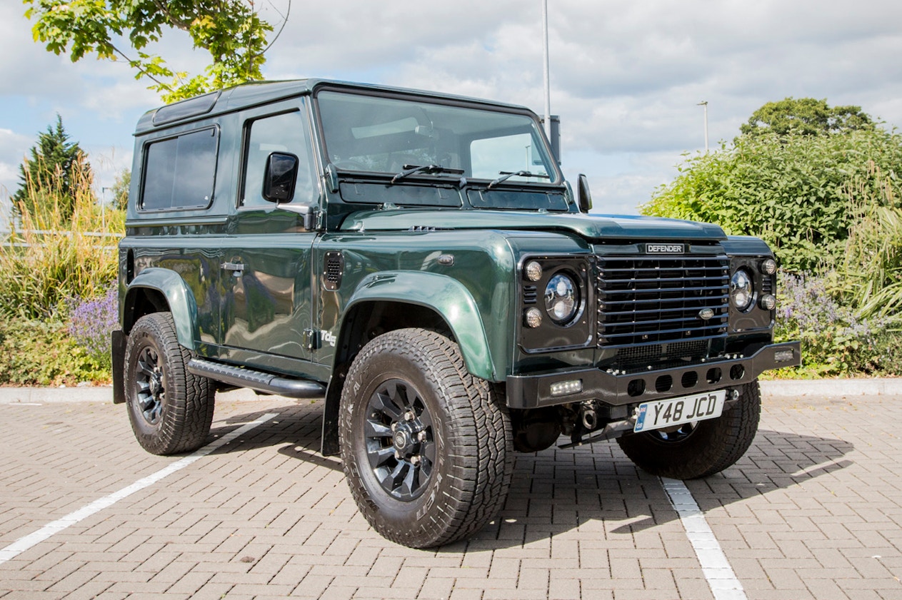 2001 Land Rover Defender 90 Td5 County Station Wagon