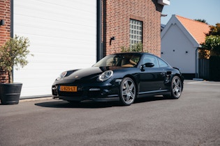 2008 Porsche 911 (997) Turbo - Manual 