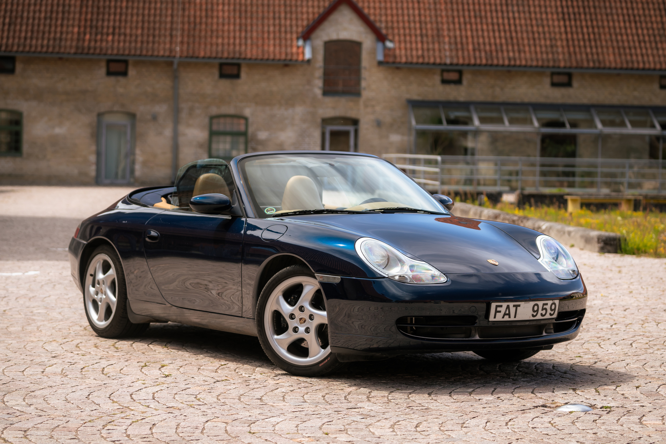 1999 Porsche 911 (996) Carrera Cabriolet