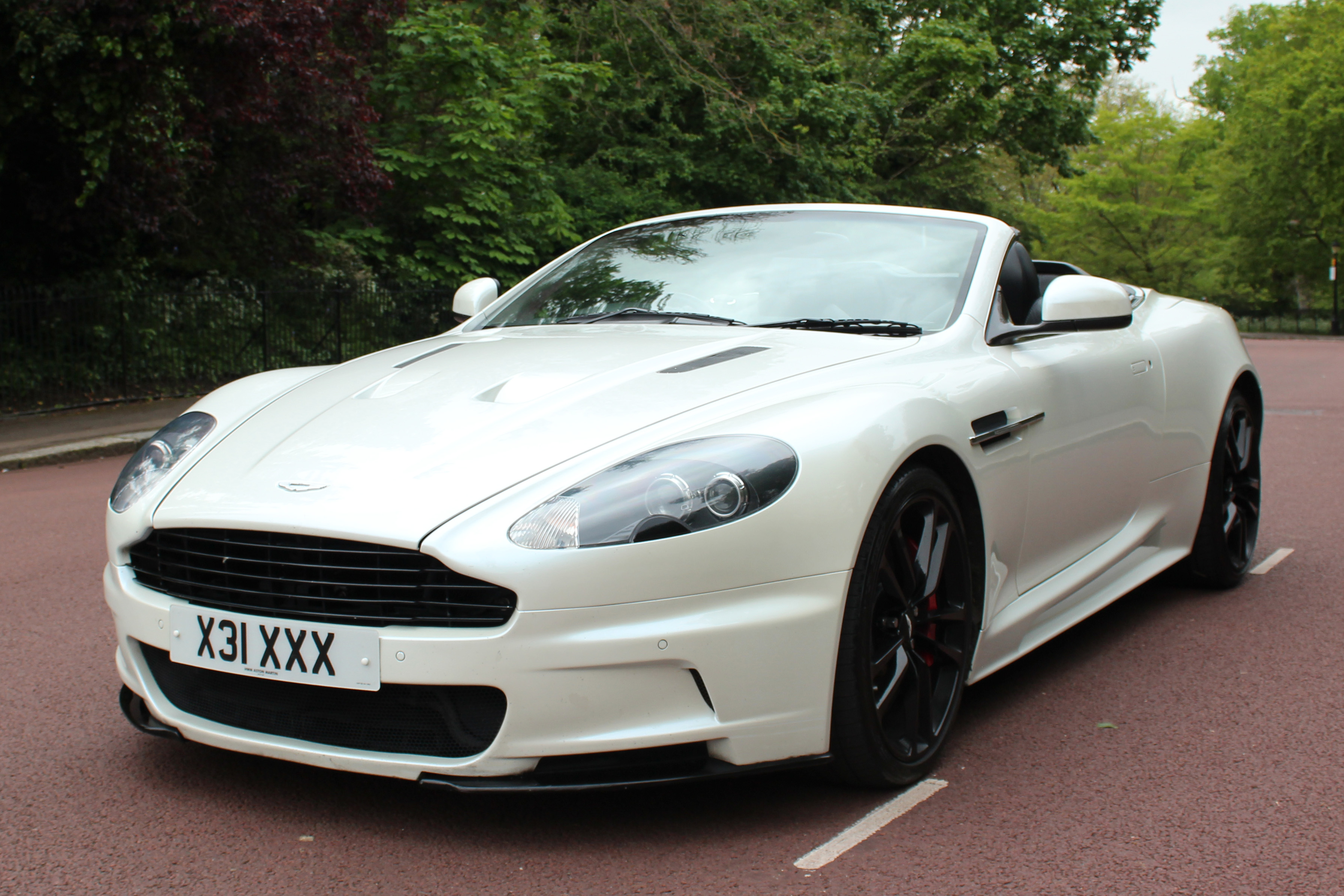 2012 Aston Martin DBS Volante