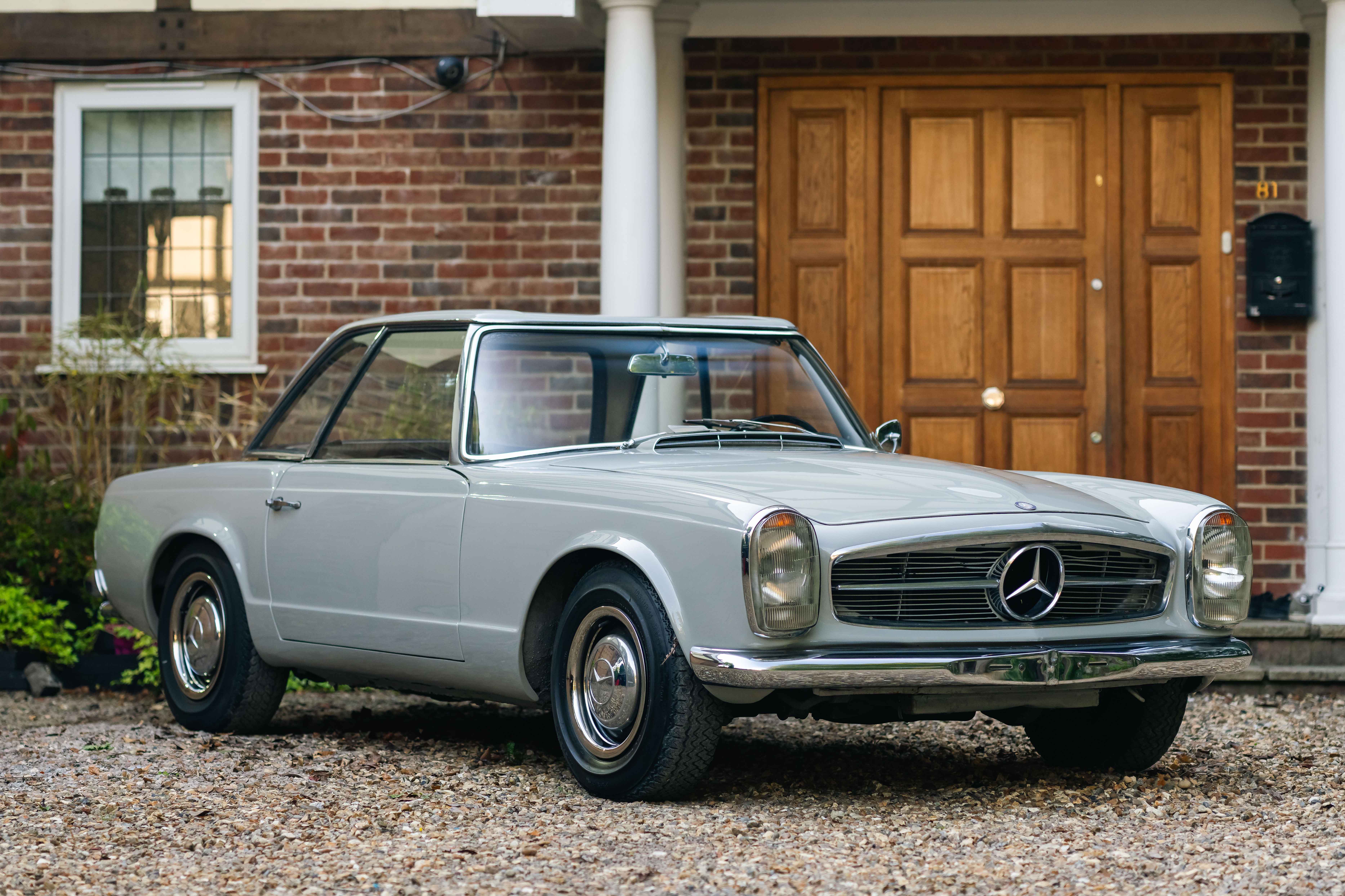 1965 Mercedes-Benz 230 SL Pagoda - LHD