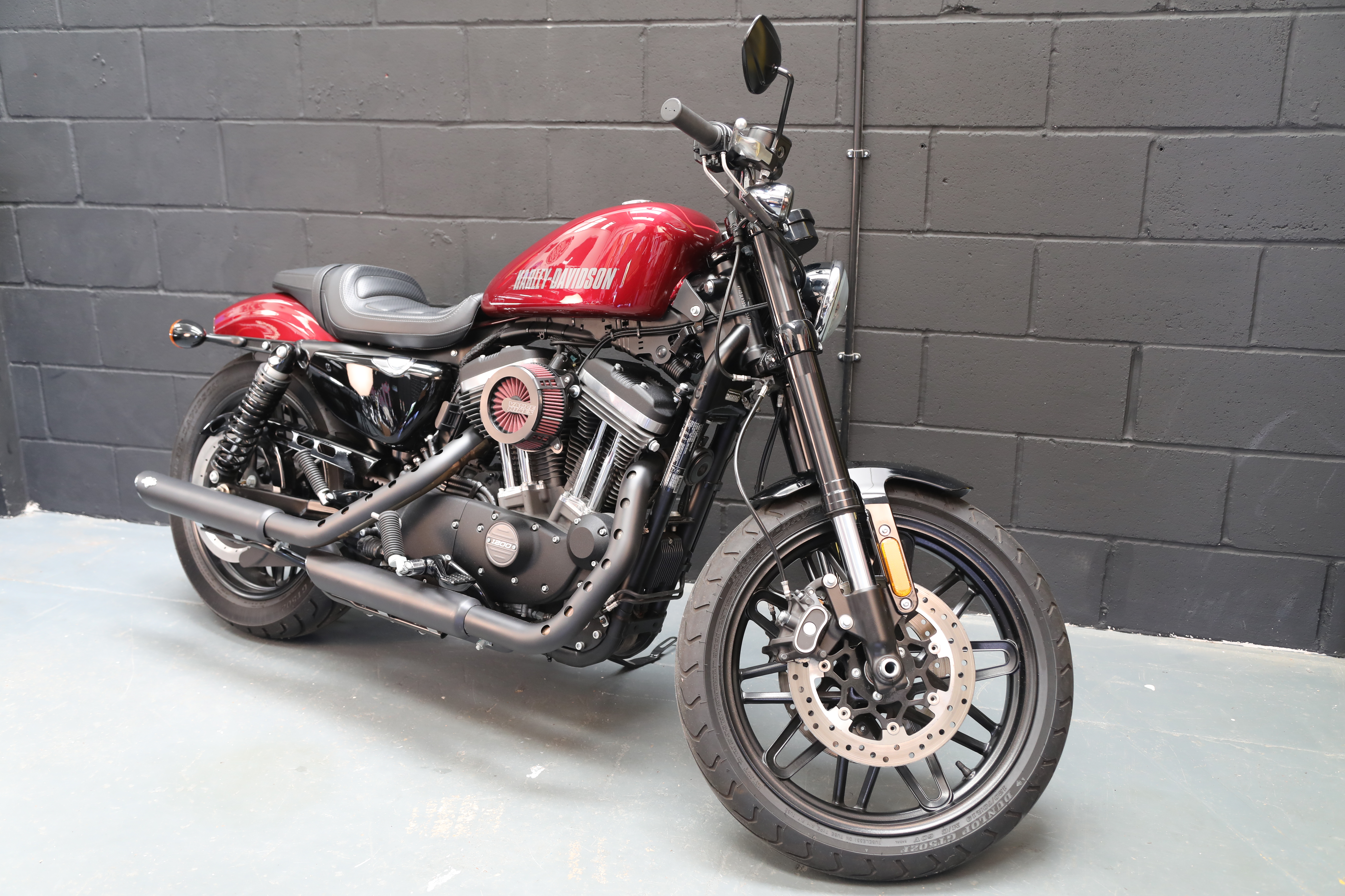 2016 Harley-Davidson XL 1200 CX Roadster