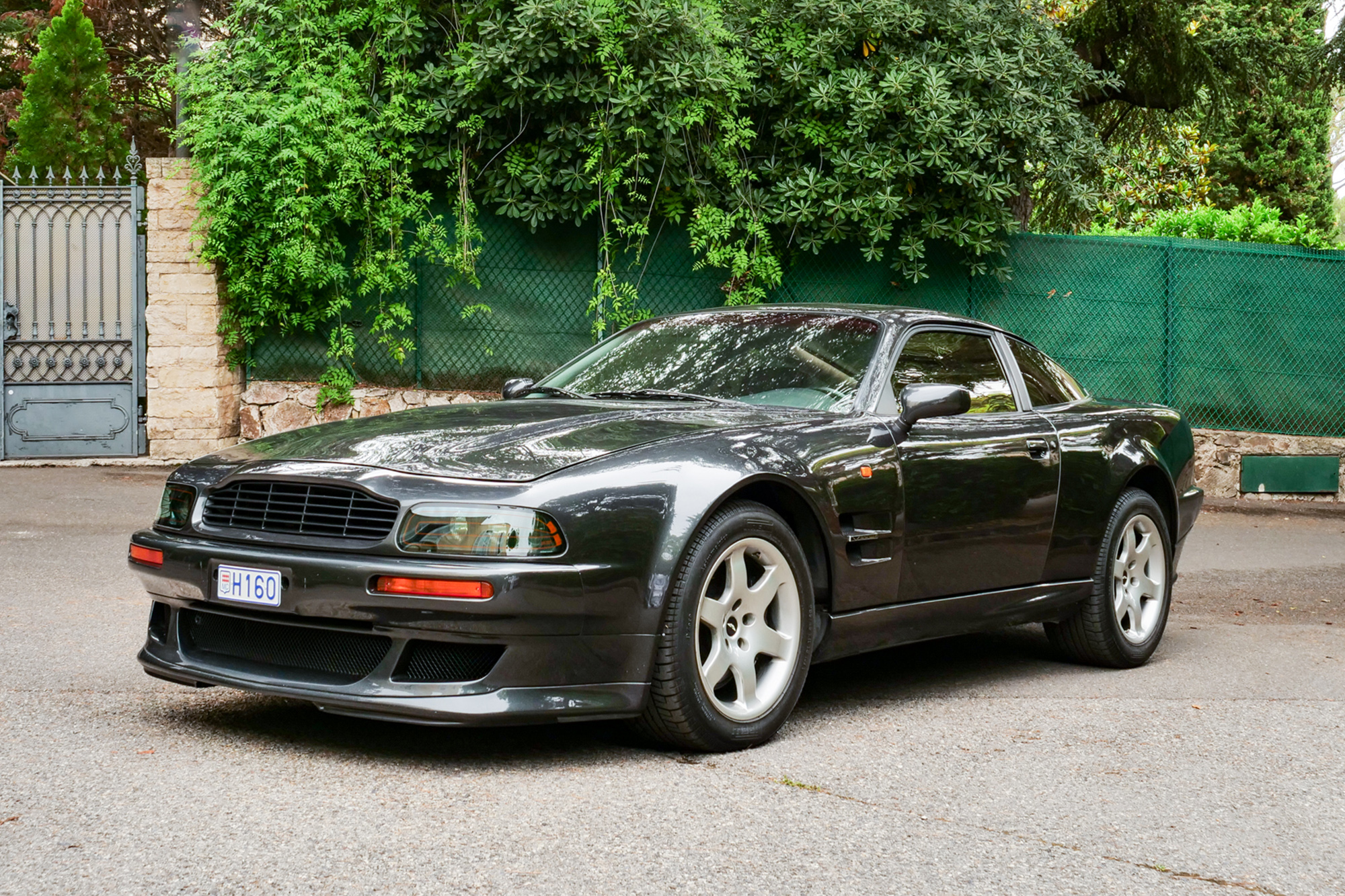 1996 Aston Martin V8 Vantage V550