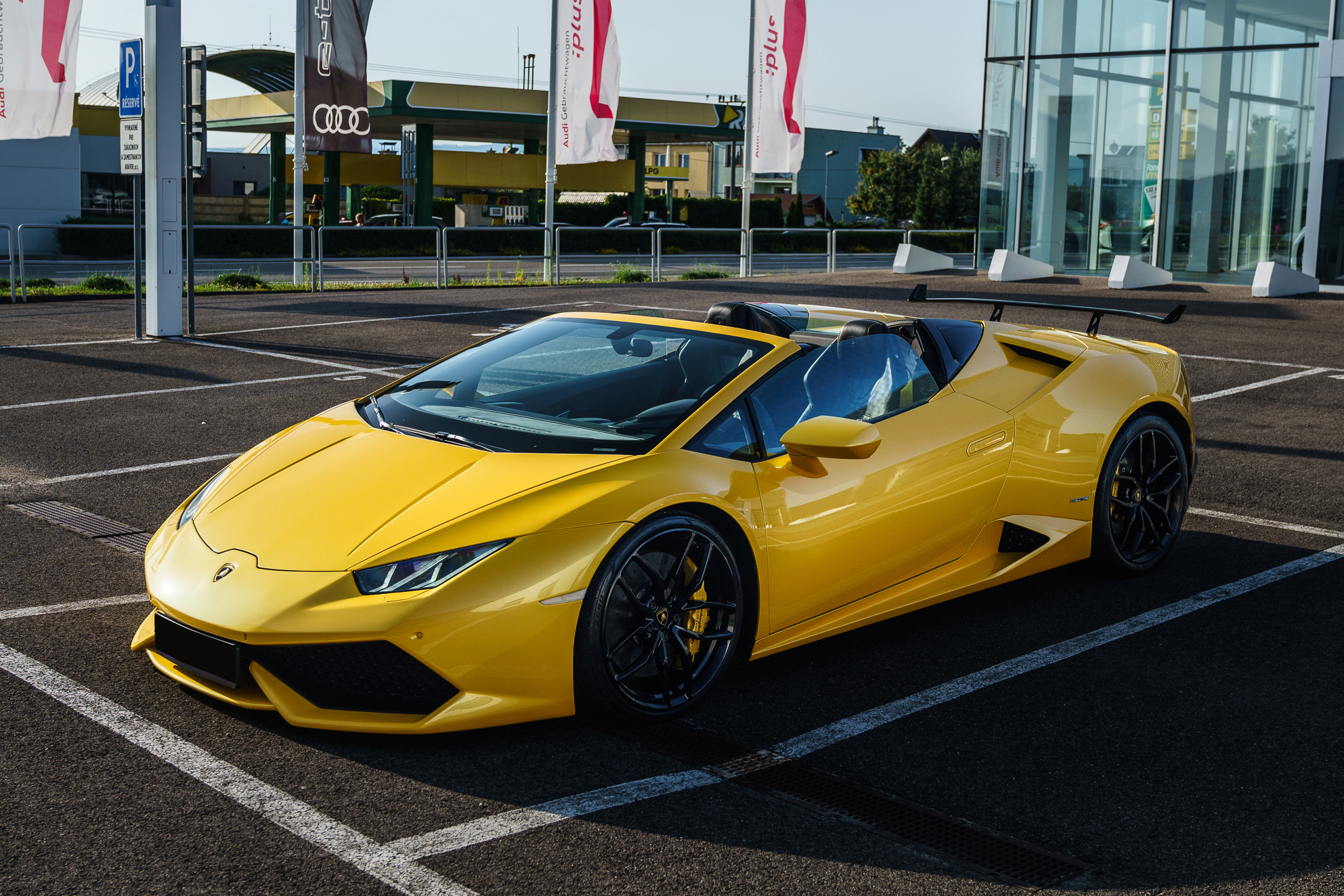 2016 Lamborghini Huracan LP610-4 Spyder