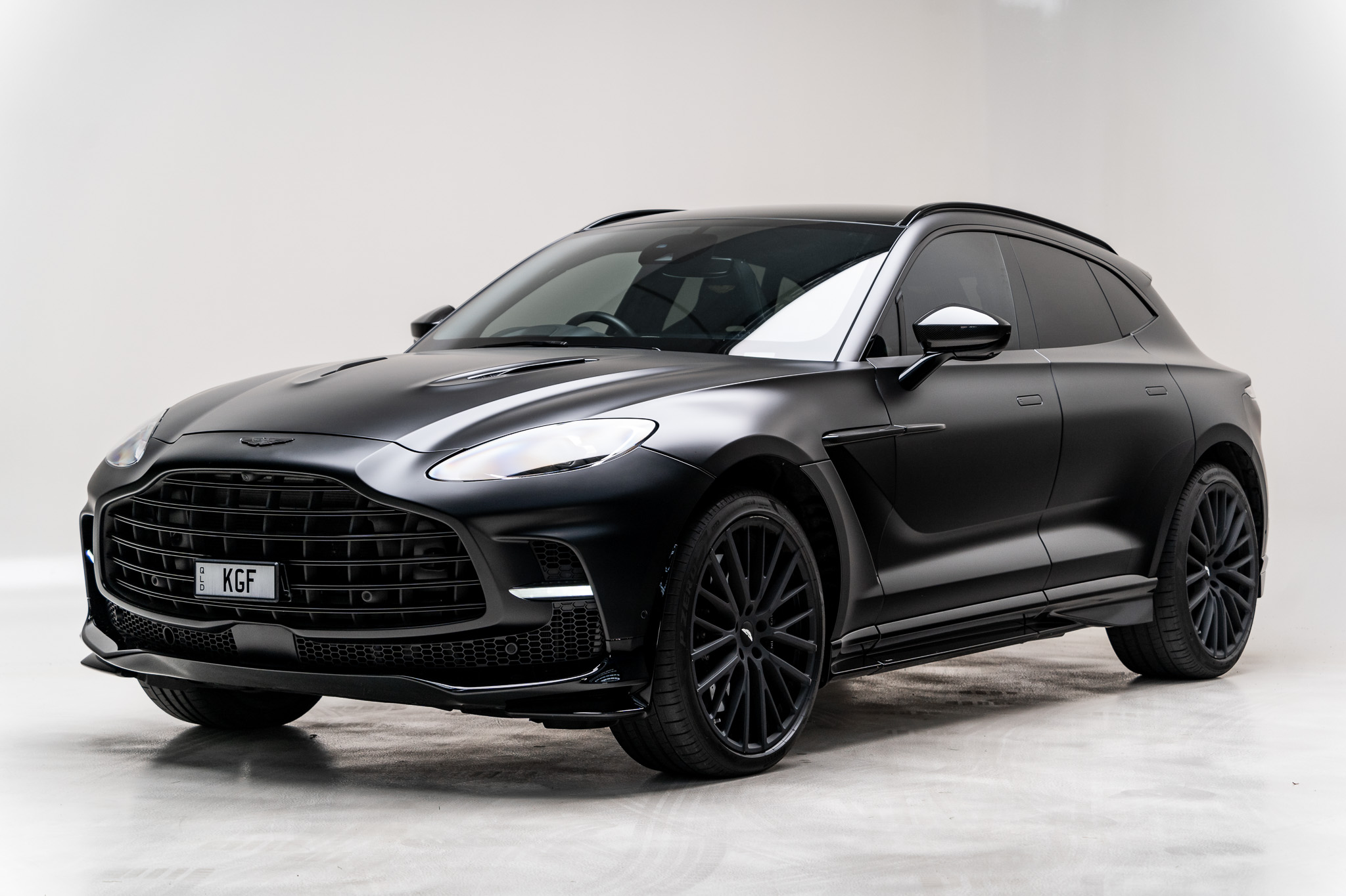 2022 Aston Martin DBX 707