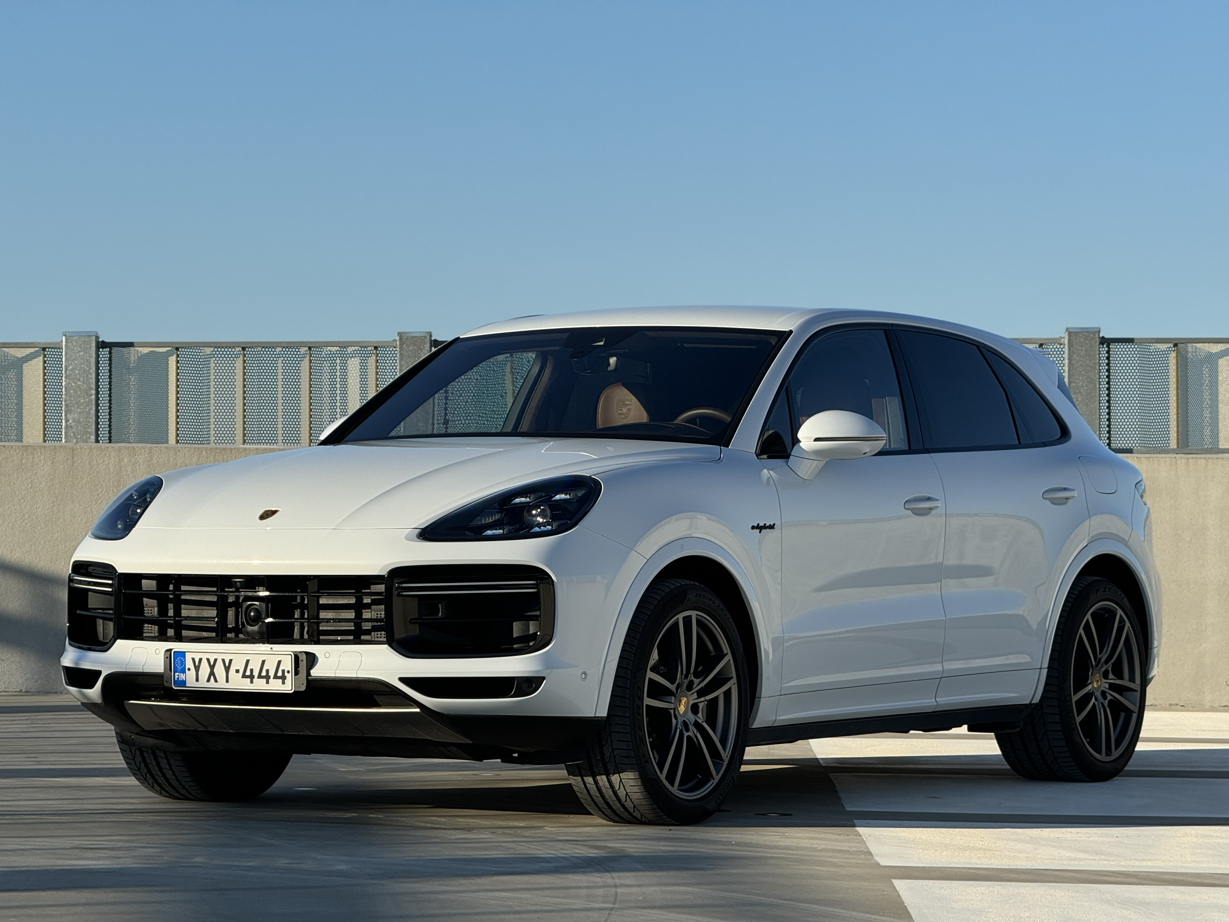 2022 Porsche Cayenne Turbo S E-Hybrid