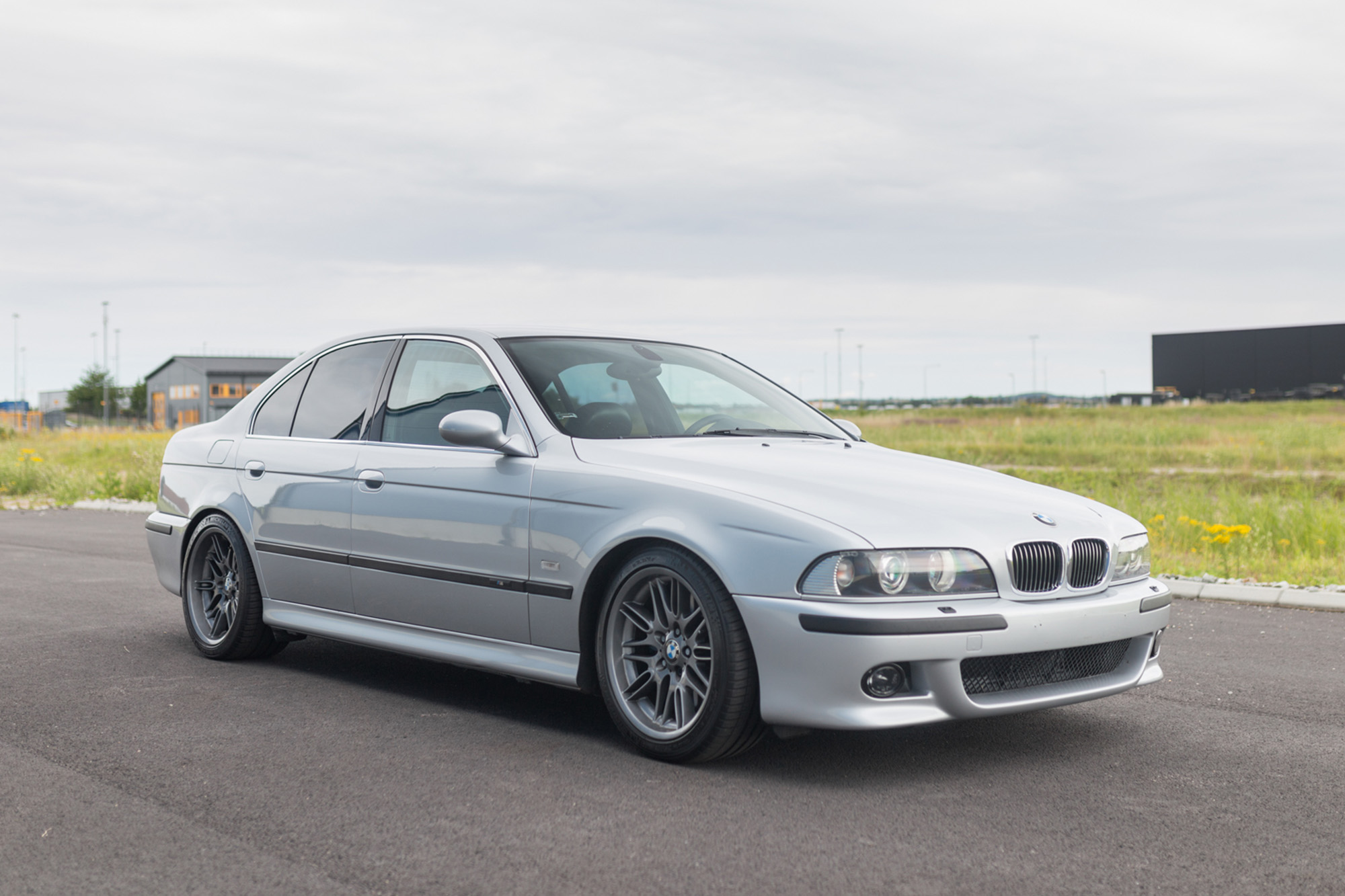 2001 BMW (E39) M5