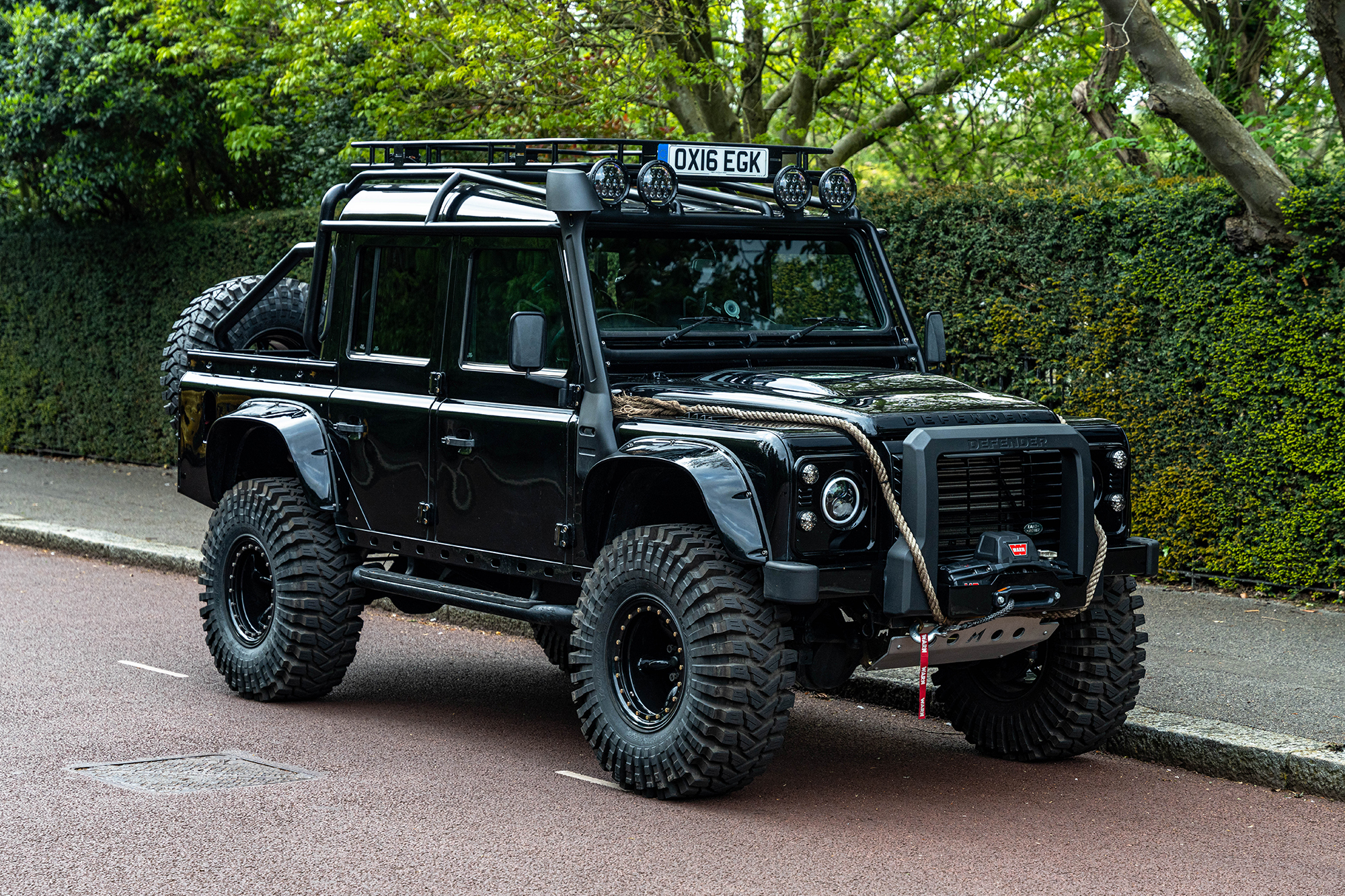 2016 Land Rover Defender 110 - Spectre Evocation