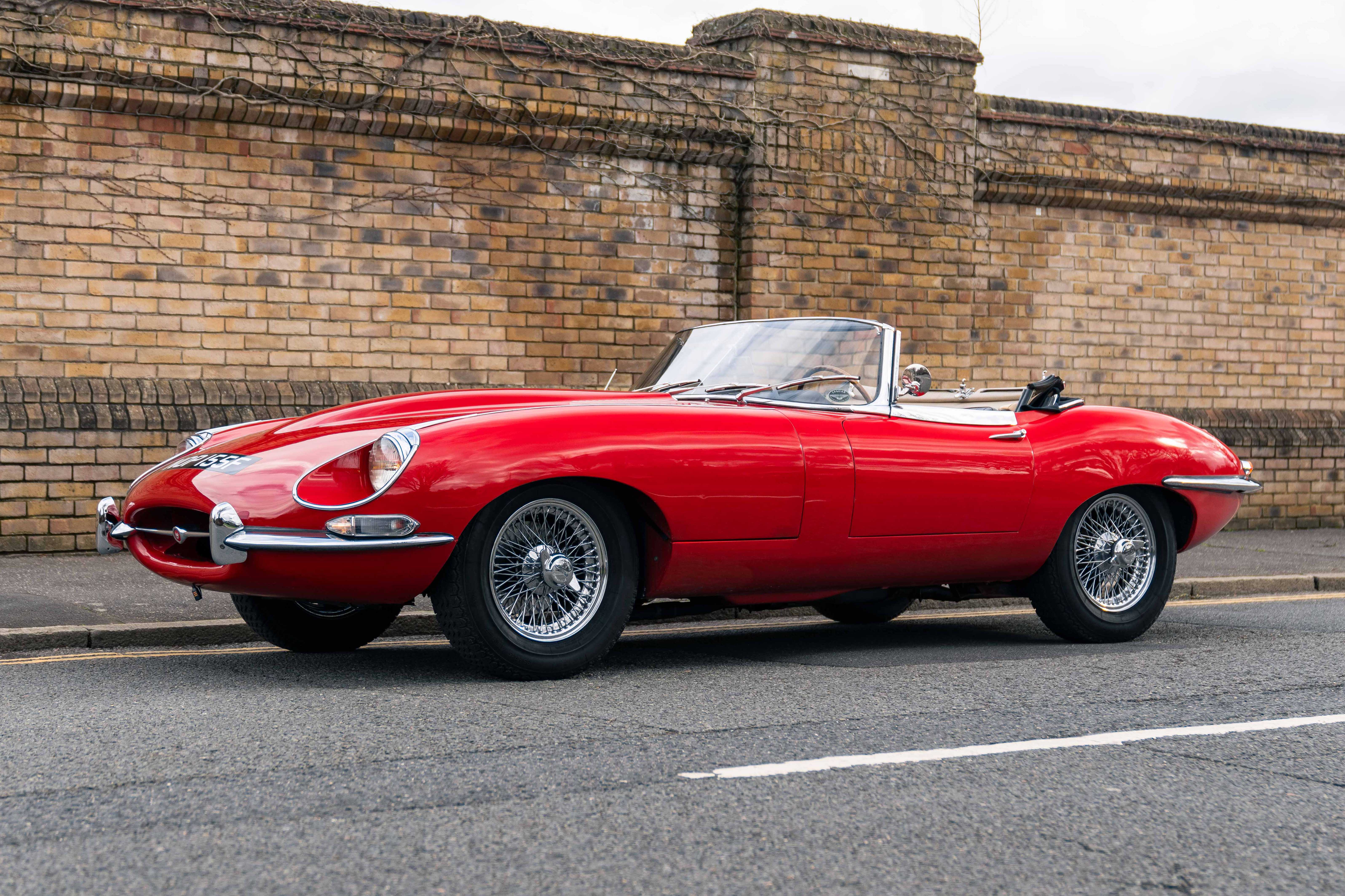 1968 Jaguar E-Type Series 1 4.2 Roadster - LHD