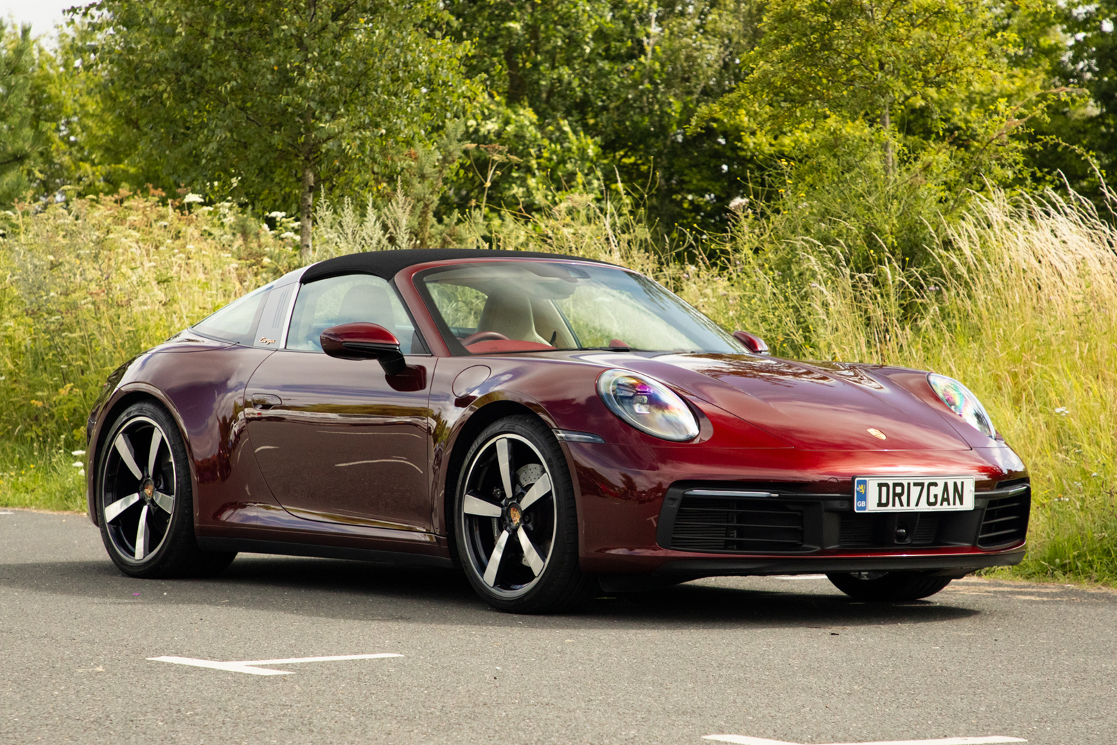 2021 Porsche 911 (992) Targa 4S - Heritage Design Edition