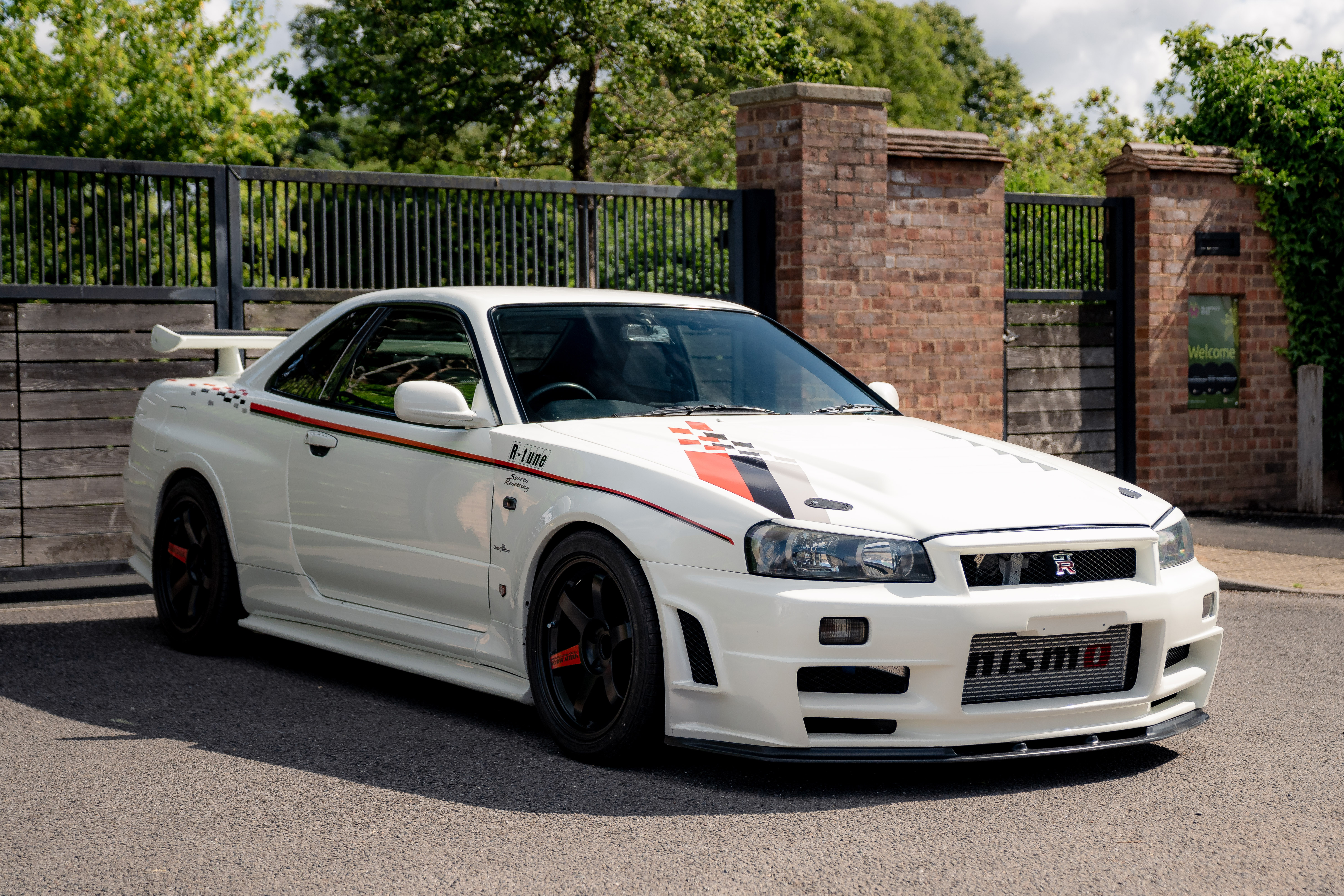 2002 Nissan Skyline (R34) GT-R V-Spec II NÜR - R-TUNE