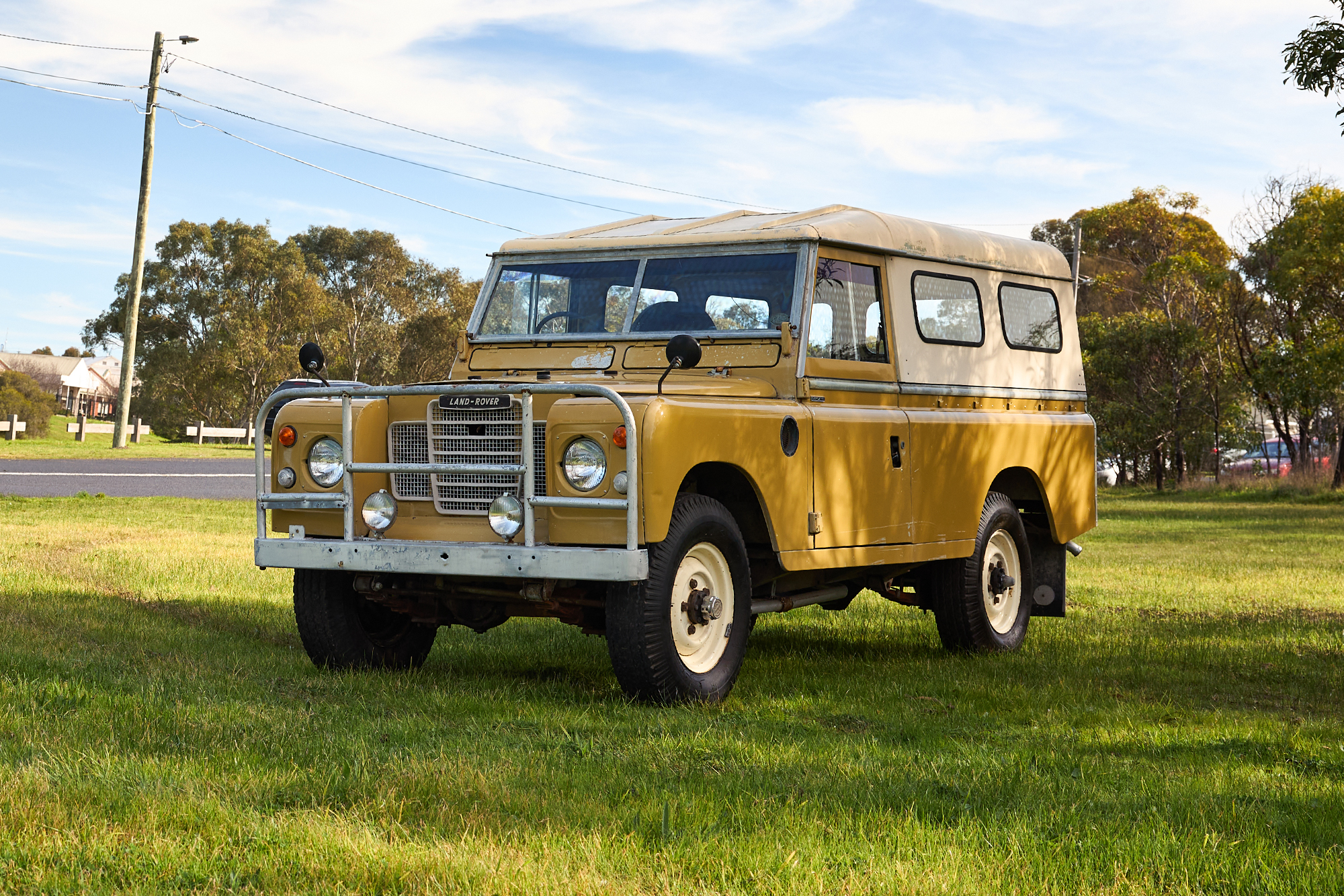 1974 Land Rover Series III 109"