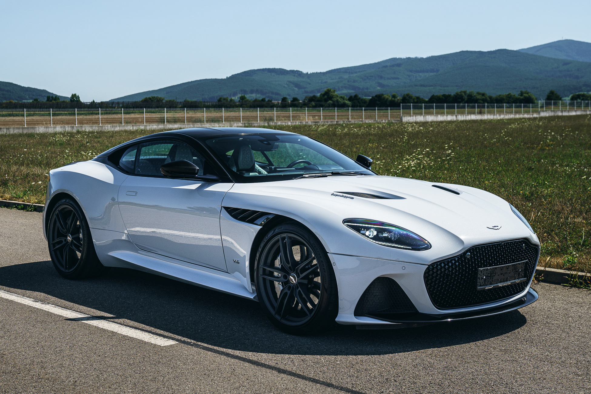 2018 Aston Martin DBS Superleggera