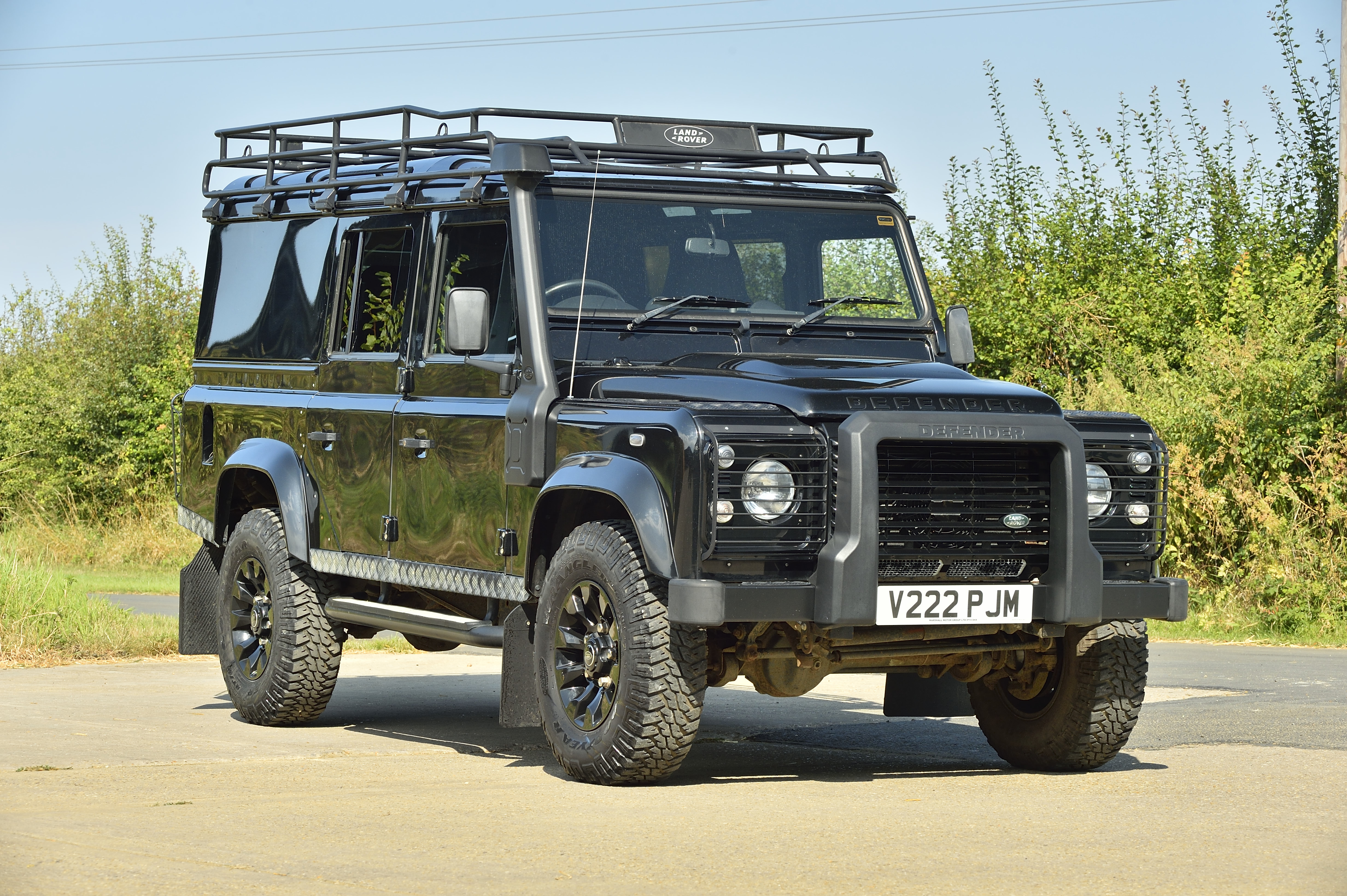 2015 Land Rover Defender 110 XS Utility – 11,375 Miles