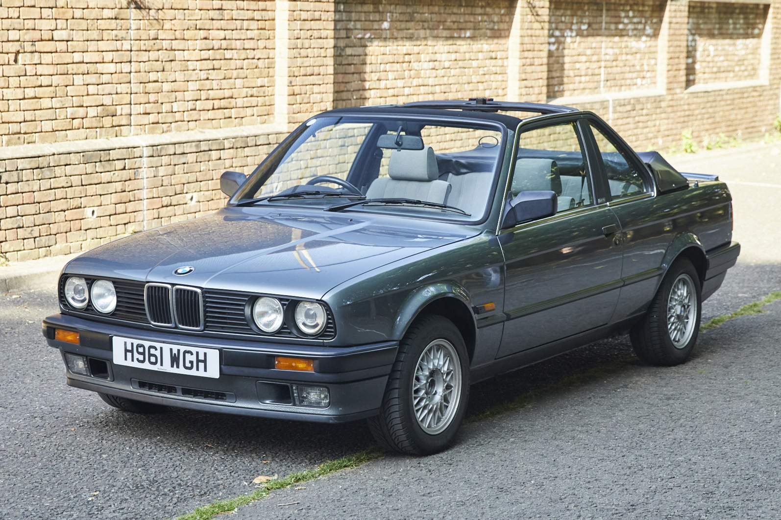 1990 BMW (E30) 325i 'Baur' Convertible