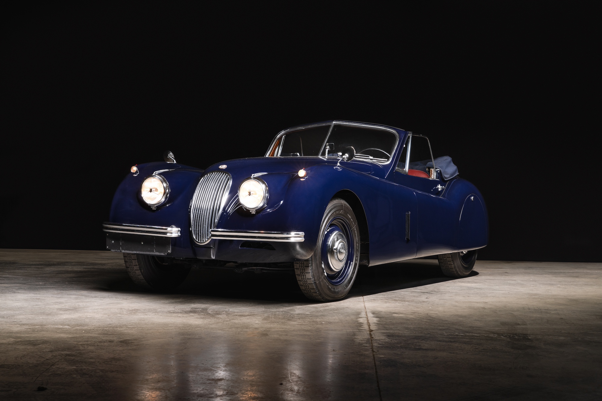 1953 Jaguar XK120 DHC