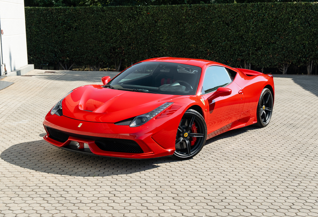 2015 Ferrari 458 Speciale - 6,100 km