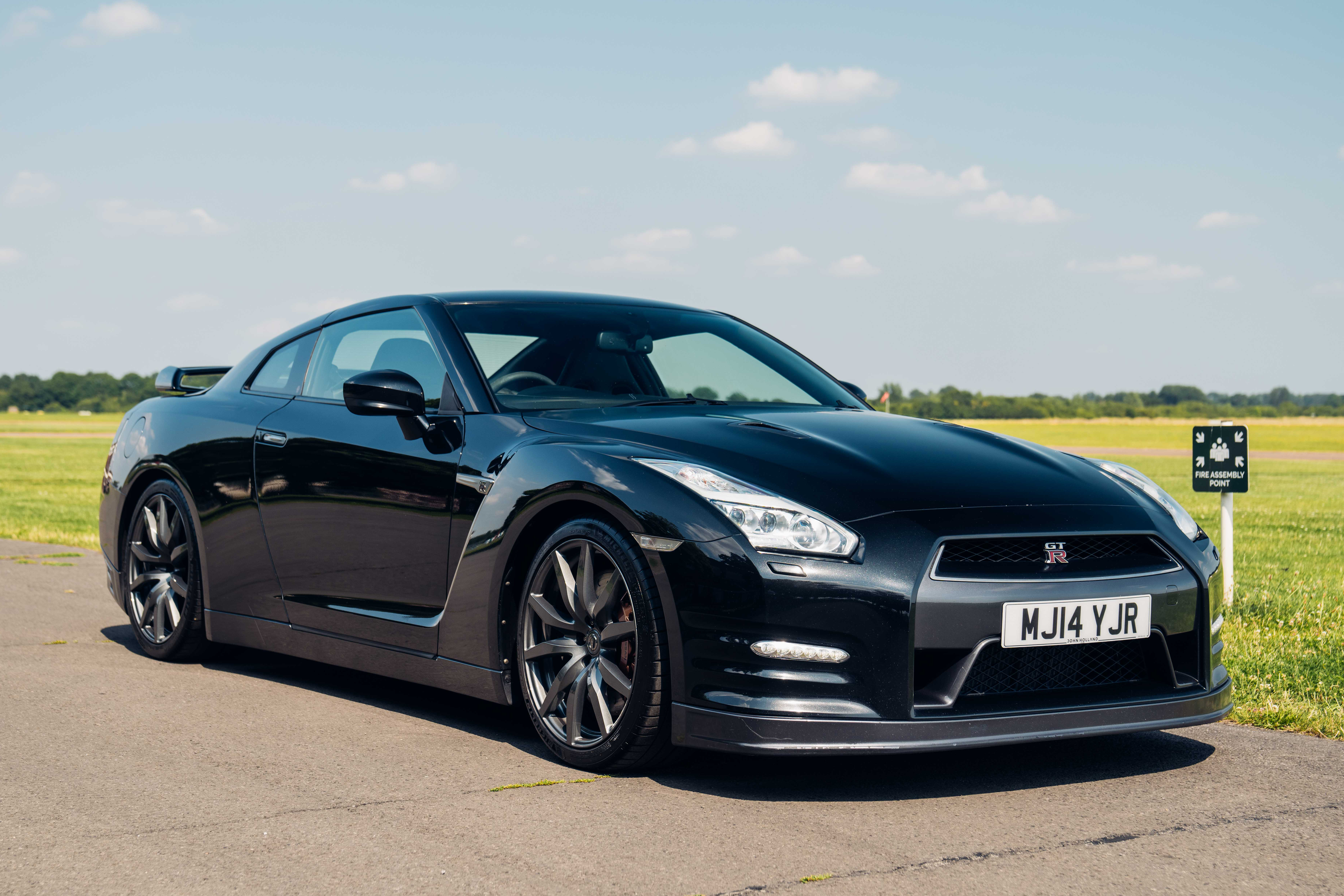 2014 Nissan (R35) GT-R Premium Edition