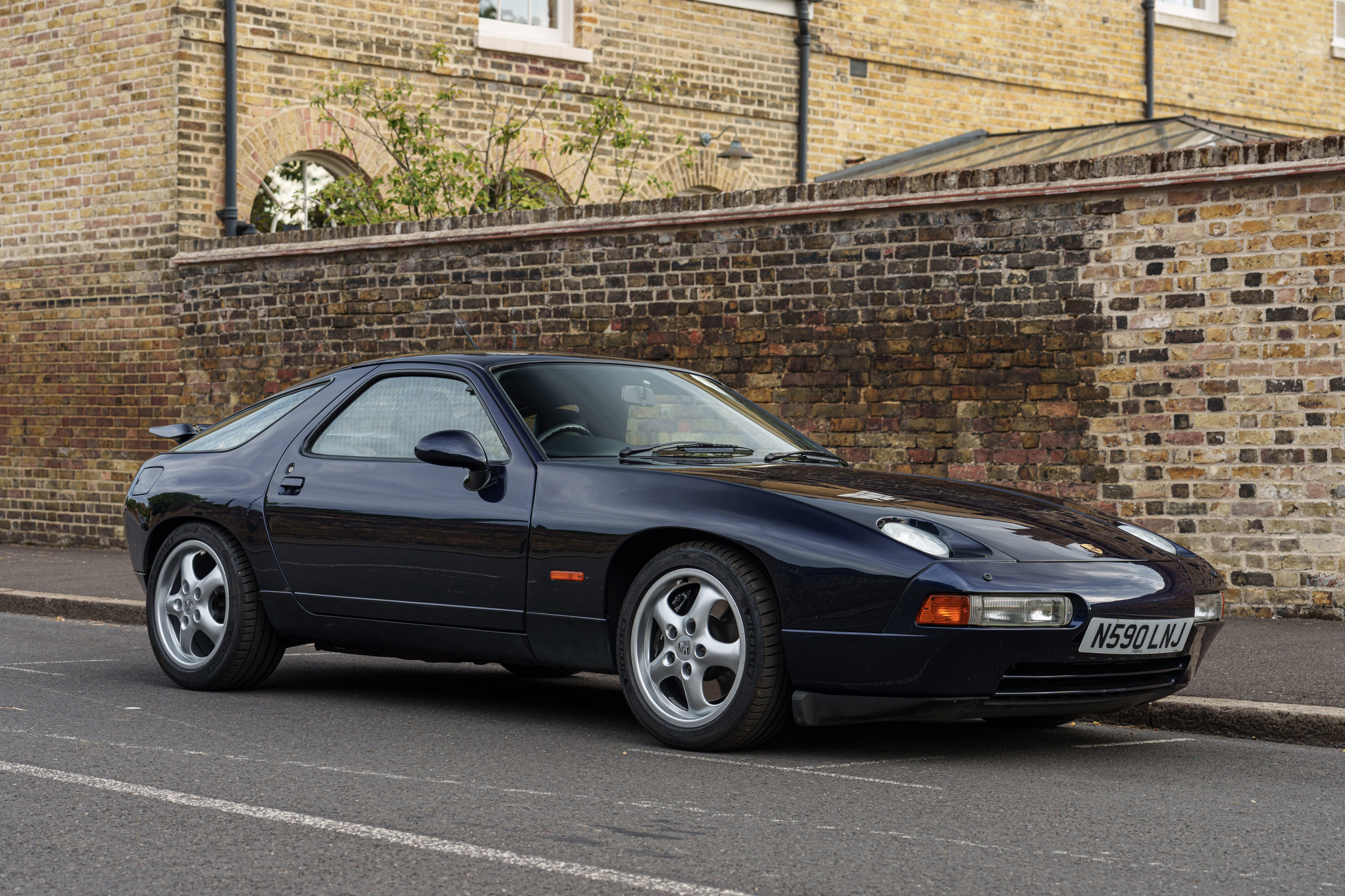 1995 Porsche 928 GTS